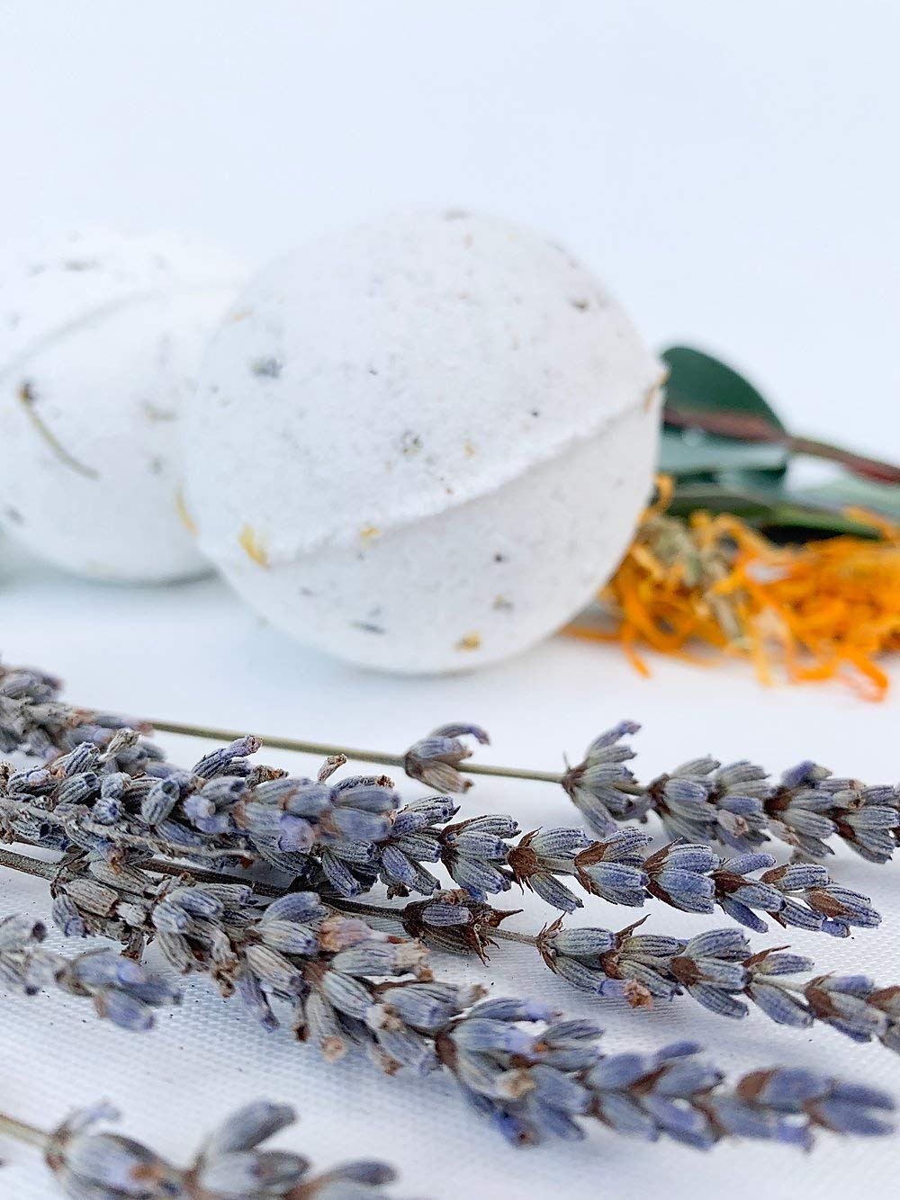 Natural Herbal Menthol Bath Bomb for Relaxation & Muscle Relief - Aromatherapy Stress Relief, Detox & Skin Care - Perfect for Spa, Self-Care & Gift Giving