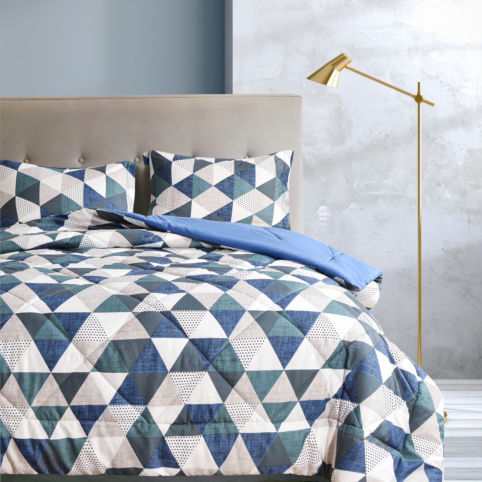 Premium Down Alternative Comforter Set - Ultra Soft Microfiber 3-Piece Bedding (1 Comforter + 2 Shams) | OEKO-TEX Certified | Full/Queen Size | Blue Floral Design | Perfect for Cozy Bedrooms & Guest Rooms