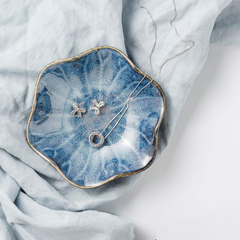 Leaf-Shaped Jewelry Tray & Ring Holder - Elegant Earring Stand, Key Bowl & Trinket Dish - Perfect Women's Birthday Gift & Friend Present (Blue) - Ideal for Bedroom Vanity, Bathroom Organization & Gift Giving
