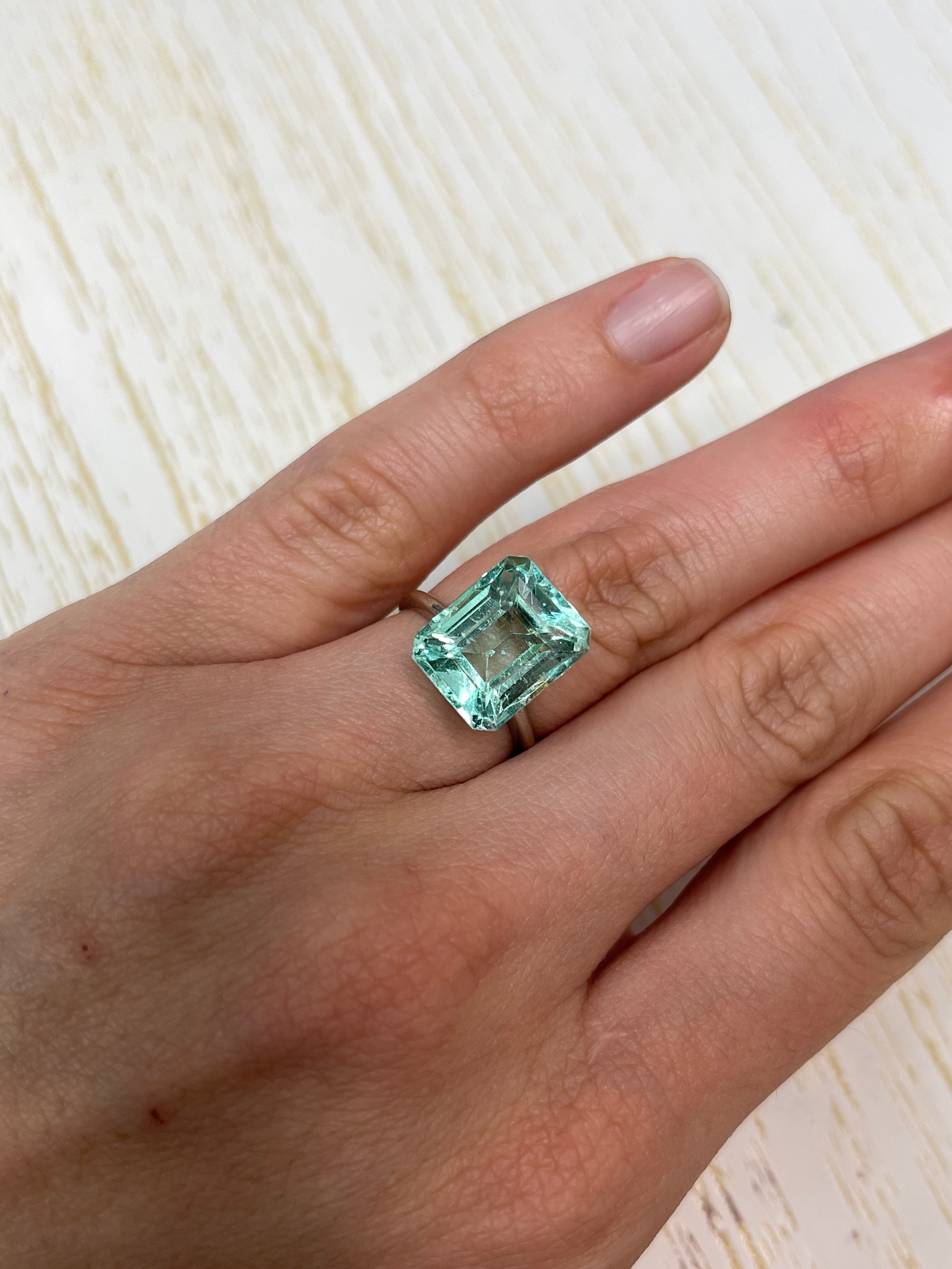 10.26 Carat VS Green Colombian Emerald Loose Gemstone - 13x11mm Emerald Cut for Jewelry Making, Engagement Rings & Luxury Gifts