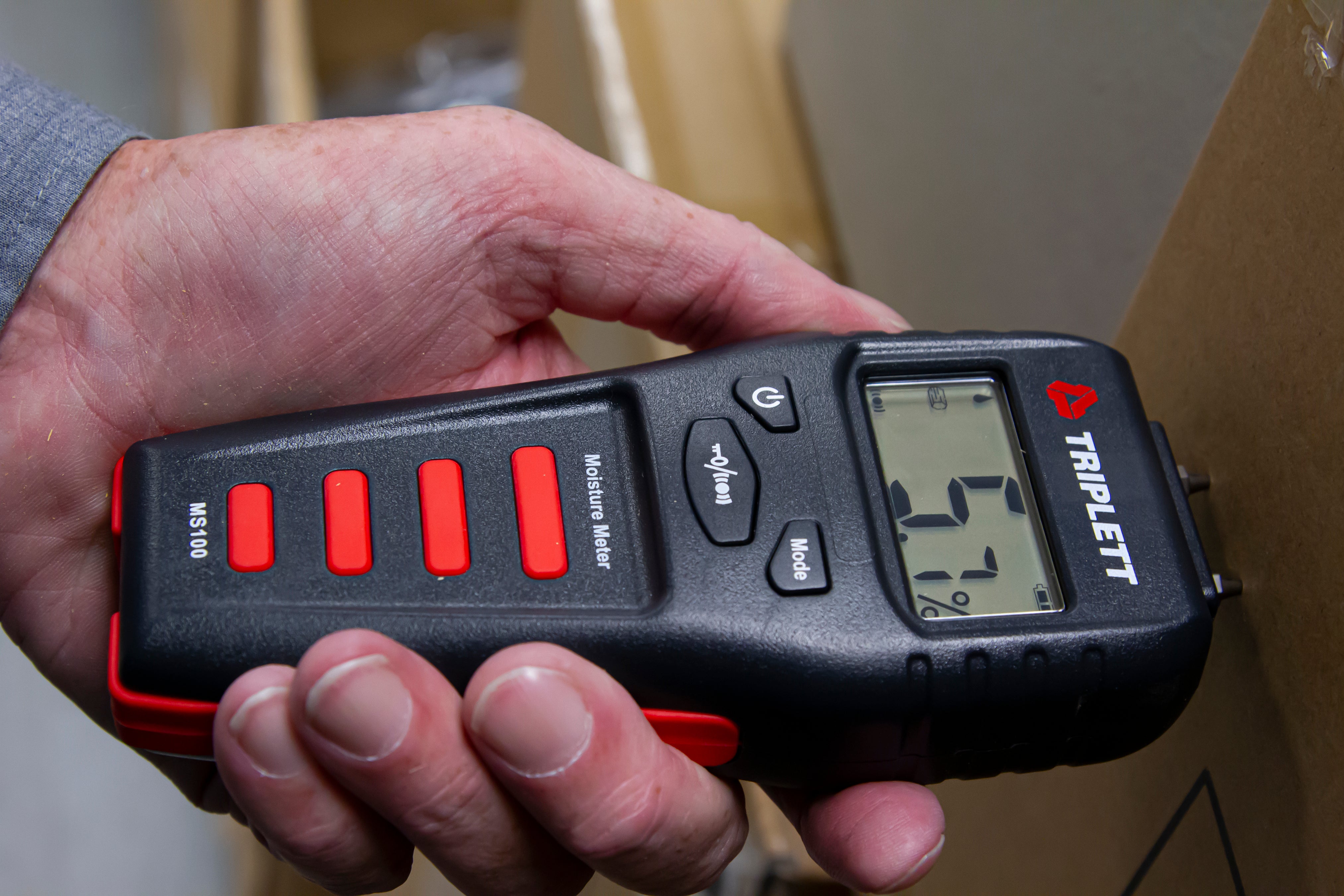 MS100 Pin Moisture Meter with Audible Alarm - Digital Wood Moisture Tester for Lumber, Drywall, Building Materials (1.5%-50% Range) - Perfect for Flooring Installation, Woodworking & Construction Projects