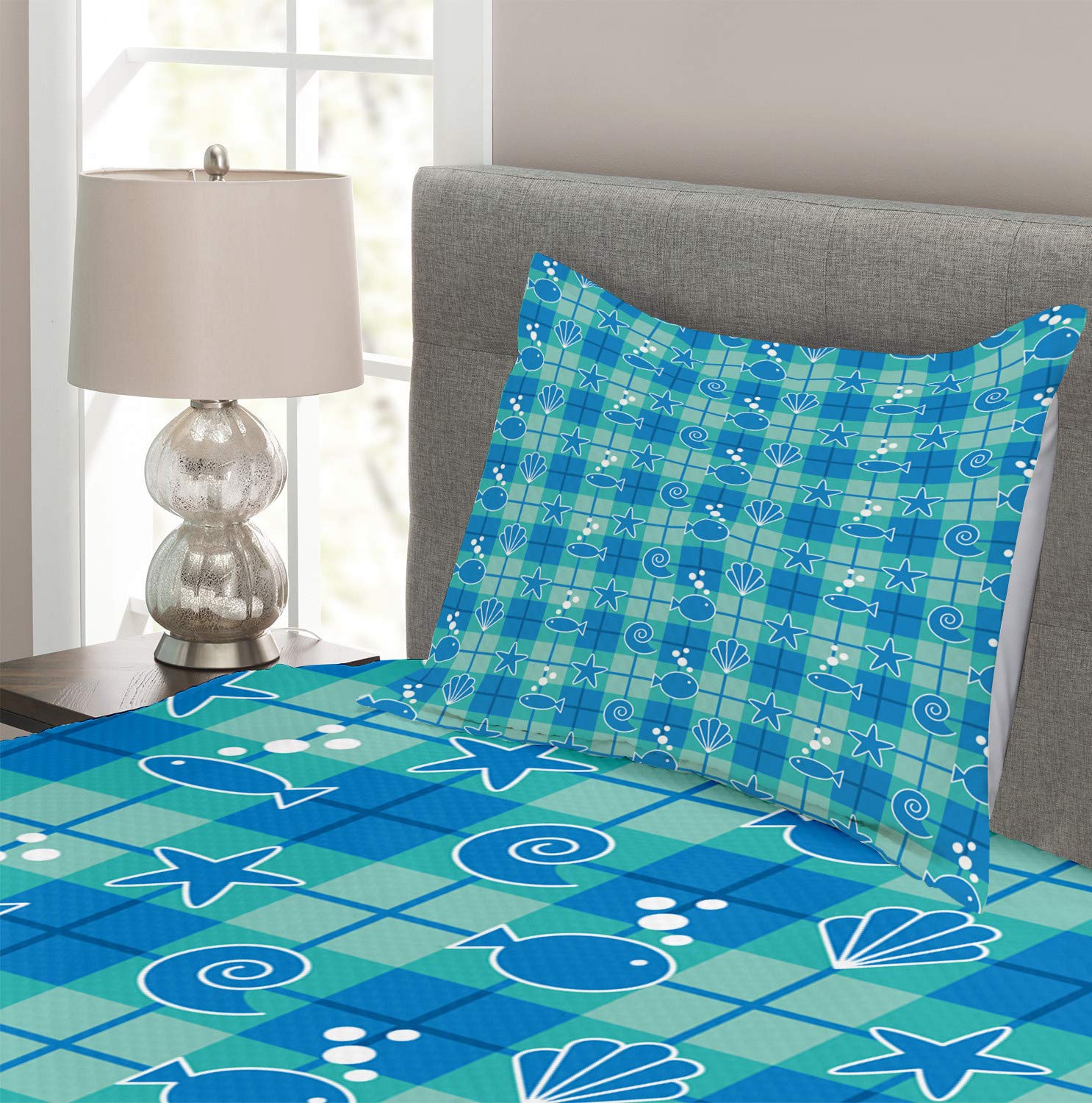 Ambesonne Sea Shells 3-Piece Twin Bedspread Set - Plaid Pattern with Cartoon Marine Silhouettes, Fish, Starfish & Bubbles - Mint Green Blue White Decorative Bedding Coverlet & 2 Pillow Shams | Perfect for Beach Themed Bedrooms, Coastal Decor & Summer Home Styling