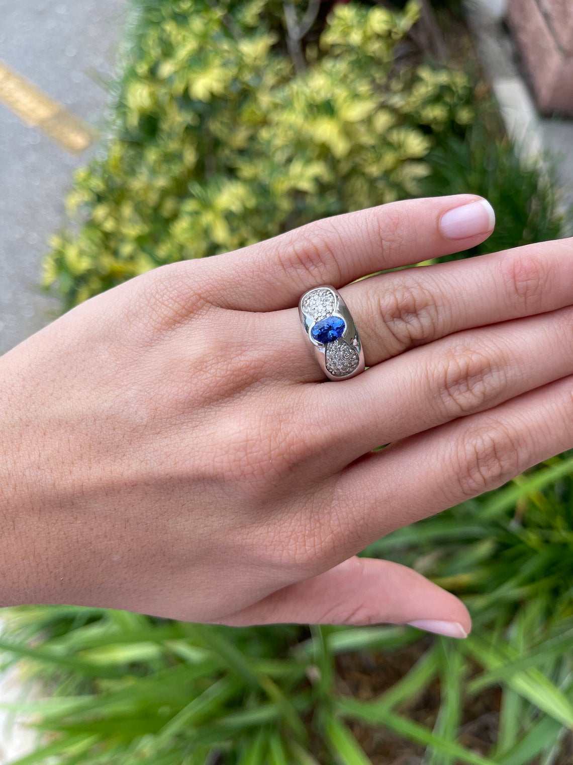 1.70tcw Natural Tanzanite & Diamond Wedding Band Ring in 14K Gold - Perfect for Engagement, Anniversary, and Special Occasion Gifts