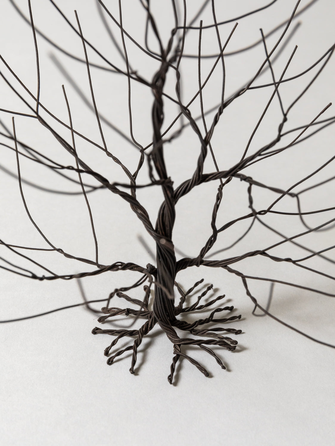 Handmade Wire Art Tree Sculpture - Elegant Home & Office Decor - Perfect for Wall Art, Gift Giving & Wedding Centerpieces