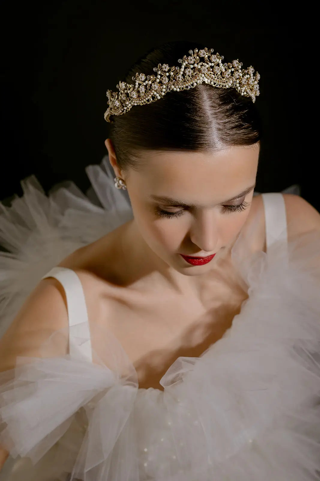 Miranda Crown - Elegant & Stylish Women's Tiara for Weddings, Prom, Pageants & Special Occasions