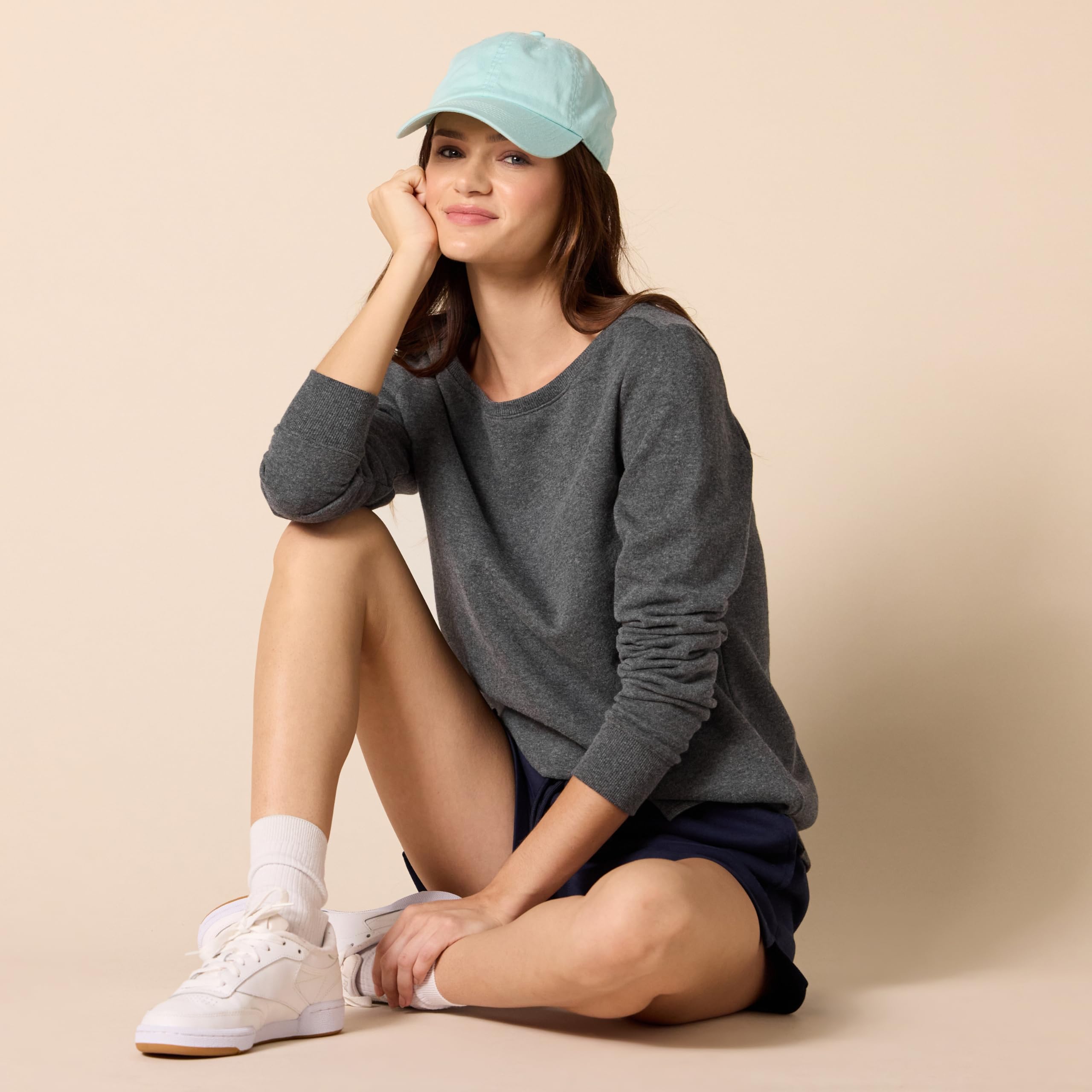 Amazon Essentials Women's Open-Neck Fleece Tunic Sweatshirt - Soft Casual Pullover for Lounge, Work & Everyday Wear | Cozy Winter Layering Top