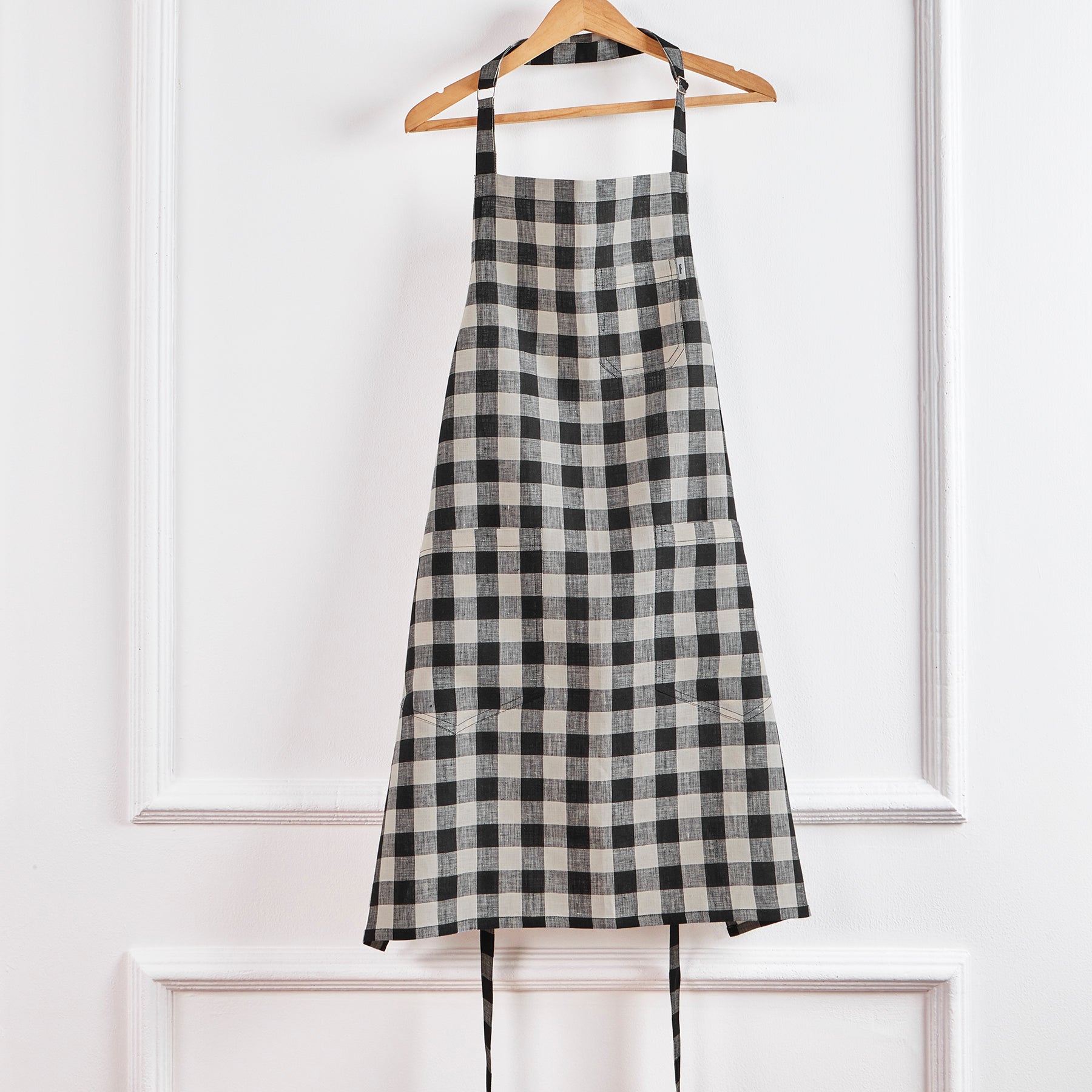 Premium Linen Bib Apron for Cooking, Baking & Grilling - Durable & Stylish Kitchen Apron for Chefs & Home Cooks - Perfect for BBQ, Baking & Crafting