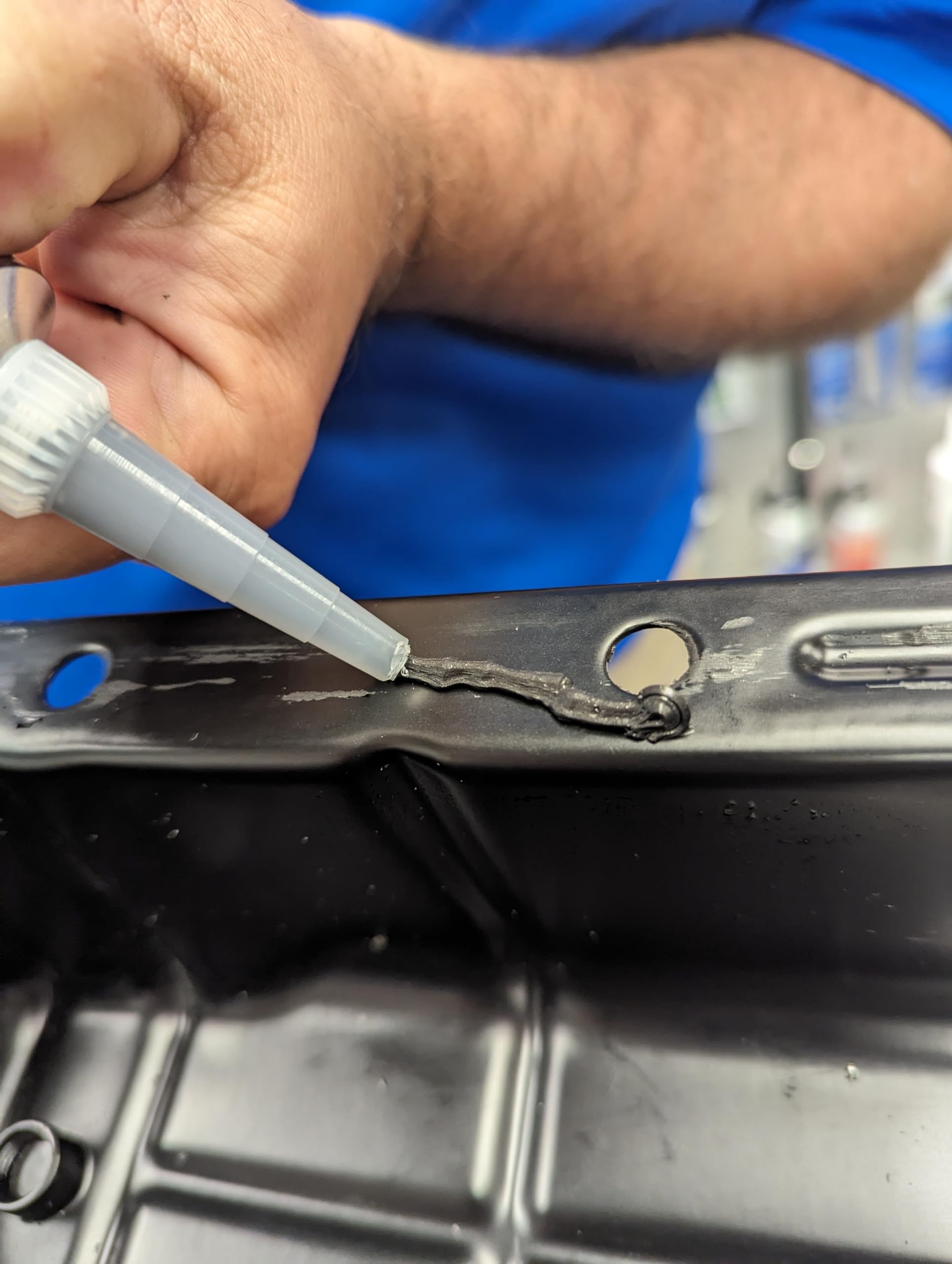 Permatex 33694 The Right Stuff 1 Minute Gasket Maker - Fast Setting High Flexibility Sealant (10.1 oz) - Ideal for Automotive, Marine & Industrial Gasket Repairs & Sealing Applications