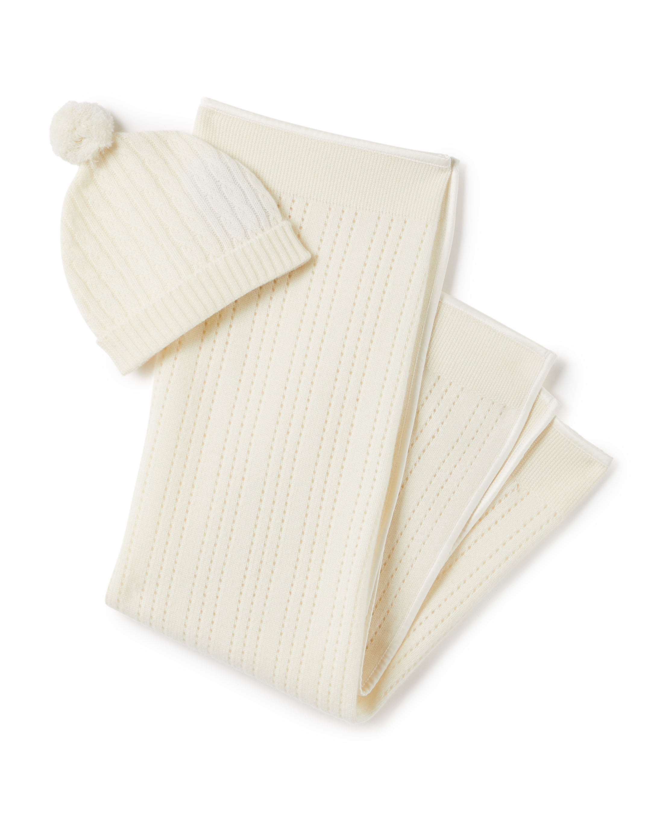 Luxury Cashmere Cable Knit Hat for Women - Soft & Warm Ivory White Winter Beanie - Perfect for Outdoor Activities, Skiing & Cold Weather Fashion