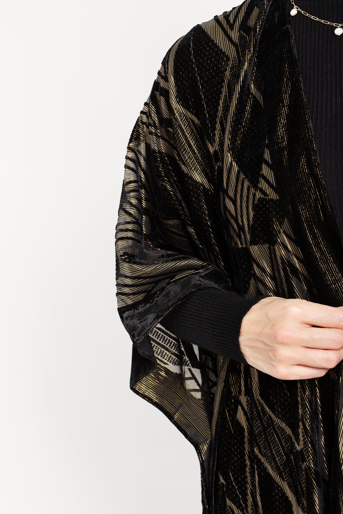 Luxury Diamond Velvet Kimono Robe for Women - Soft & Elegant Loungewear for Spa, Bridal Party, and Home Relaxation