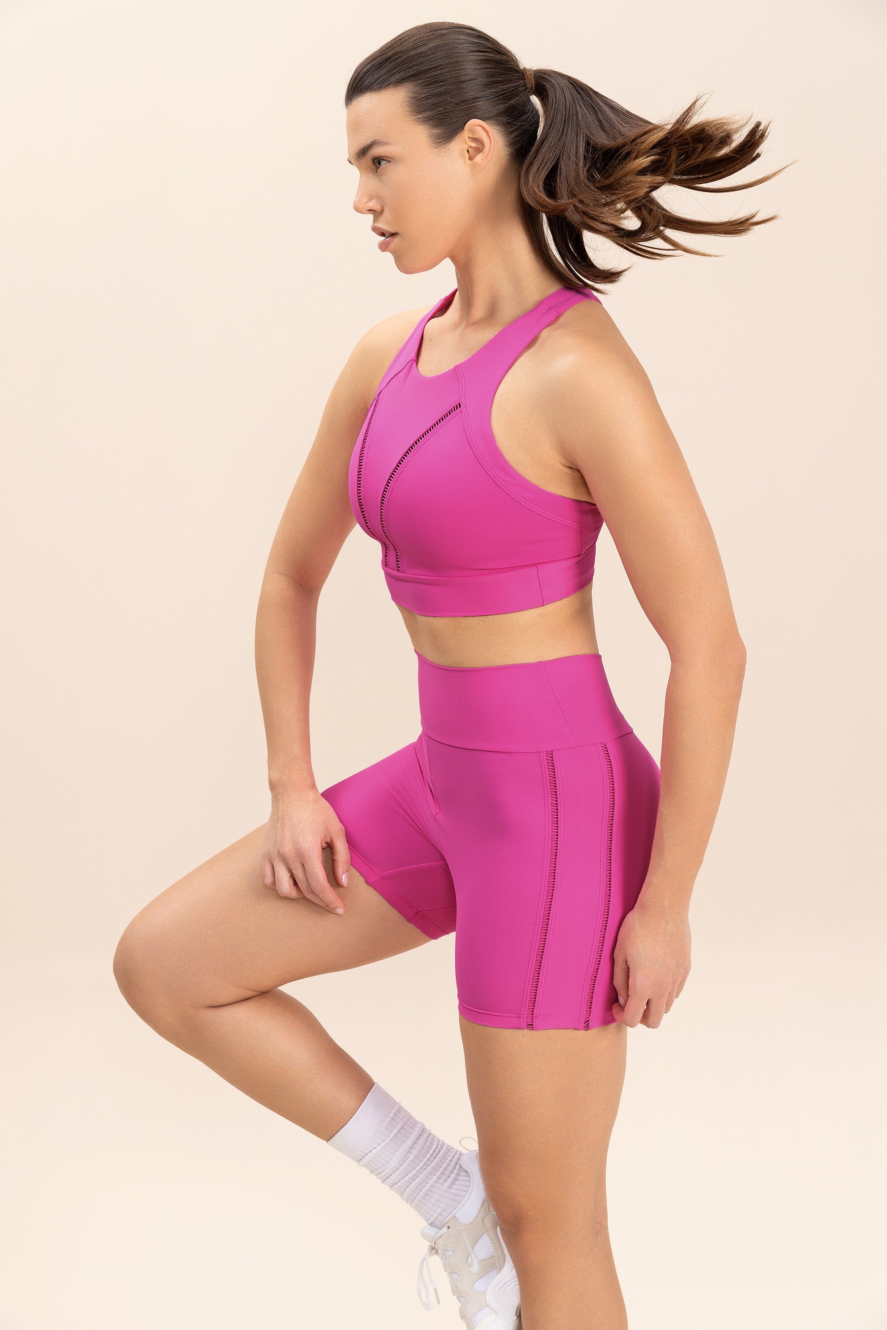 Form Hydefit® Adaptiv Shorts - Breathable, Stretchable Workout Shorts for Men & Women - Perfect for Running, Gym, Yoga & Outdoor Activities