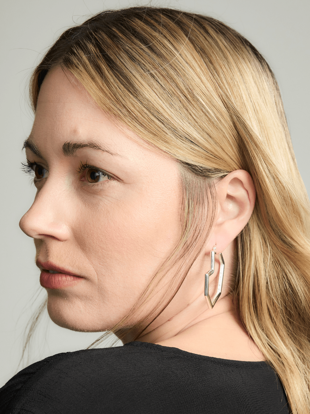 Daryl Large Hoops Earrings for Women - 925 Sterling Silver Chunky Hoop Earrings - Trendy Statement Jewelry for Parties, Weddings & Everyday Wear