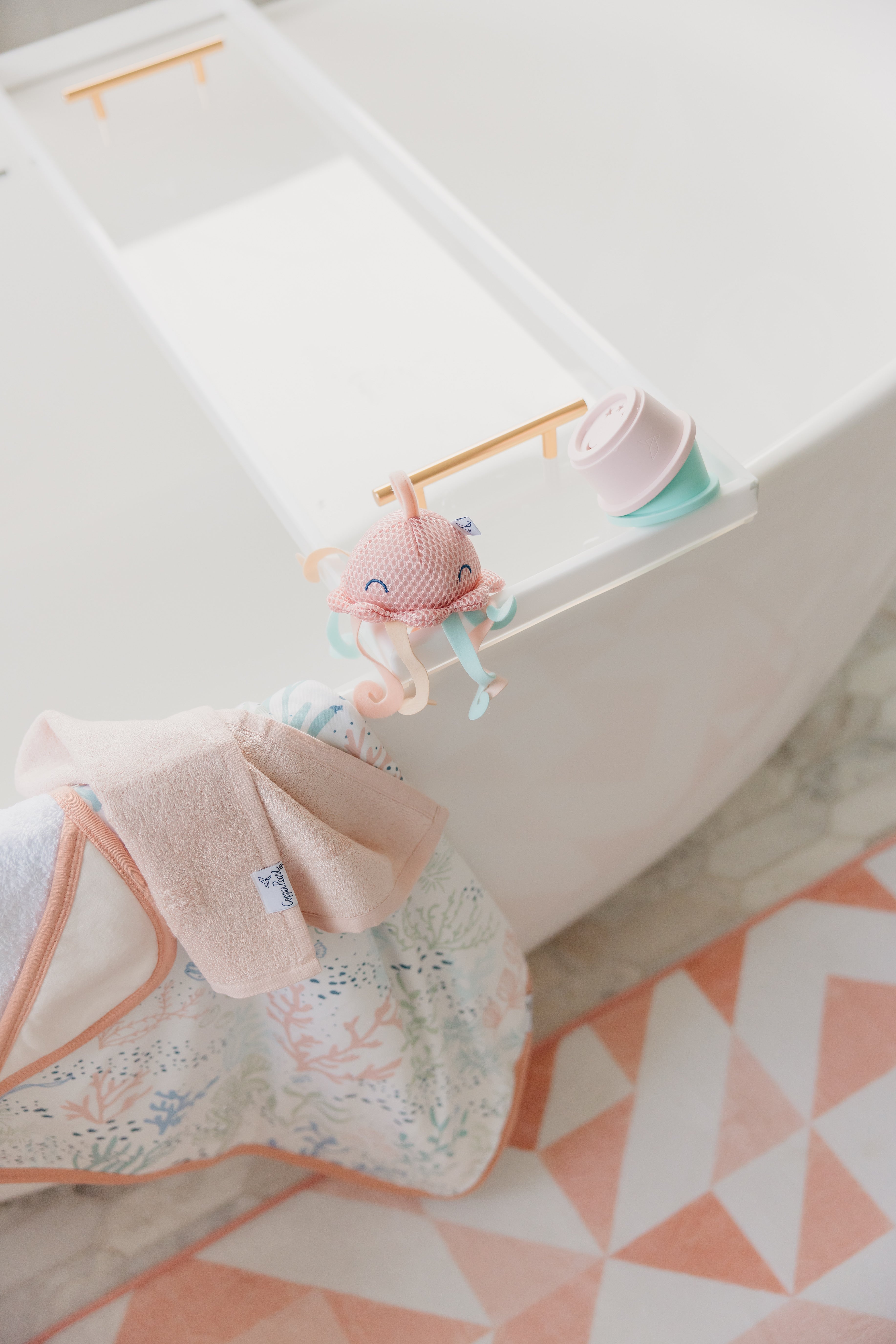 Non-Slip Sunset Bath Mat - Soft Absorbent Memory Foam Bathroom Rug for Shower & Tub - Perfect for Bathroom Decor & Safety