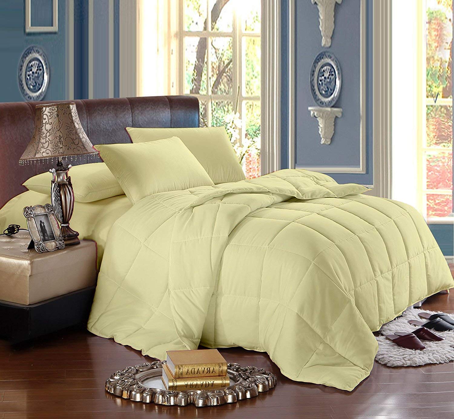 Luxury All-Season 100% Egyptian Cotton Goose Down Alternative Comforter - Hotel Collection - 500 GSM Hypoallergenic Bedding with 4 Corner Tabs - Machine Washable - Twin XL Size (68