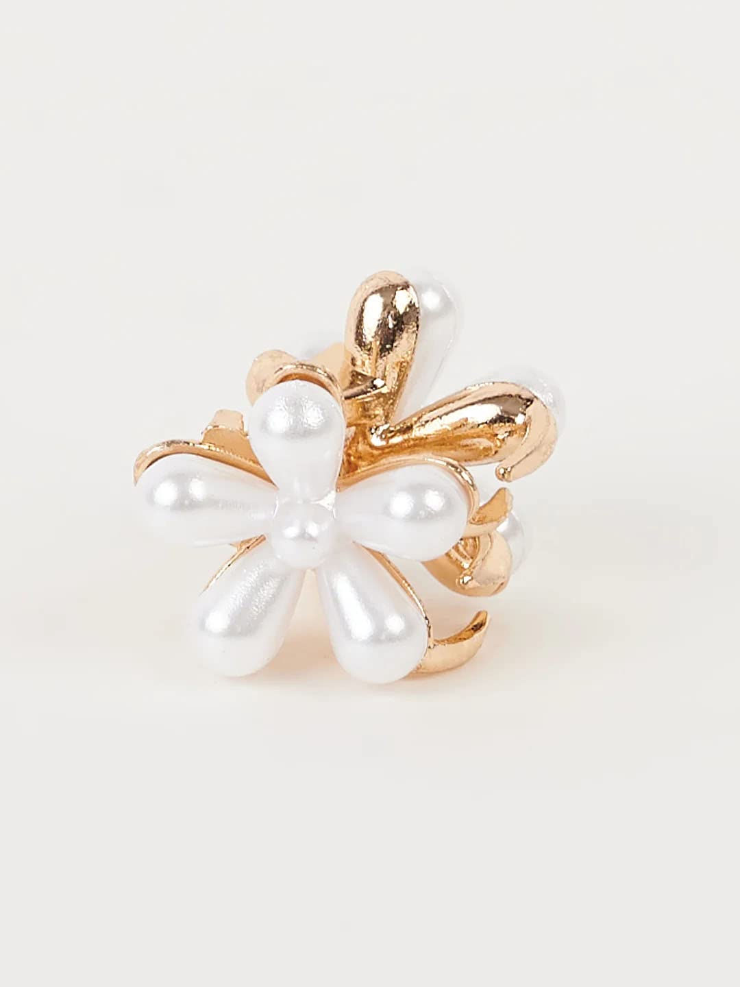 Ashkash 2-Pack Mini White Pearl Hair Clips with Daisy Flower Design - Cute Faux Bangs Hair Accessories for Women & Girls | Perfect for Weddings, Parties & Everyday Styling