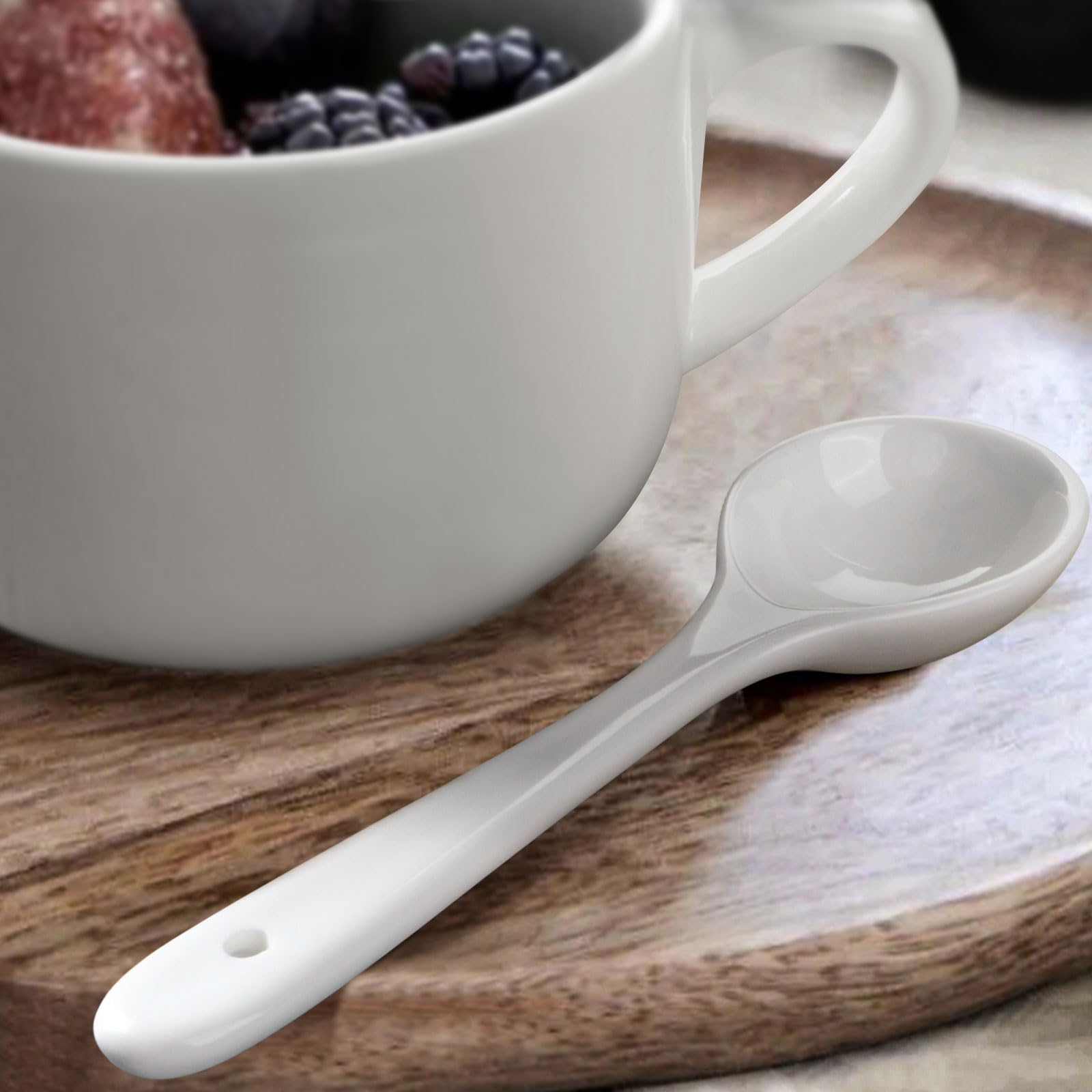 30oz Ceramic Soup Bowls with Handles & Spoons - Large Ramen Noodle Bowls with Lids - Perfect for Instant Noodles, Oatmeal & Cereal - Microwave & Dishwasher Safe - Set of 2 White Soup Mugs for Home, Office & Restaurant Use