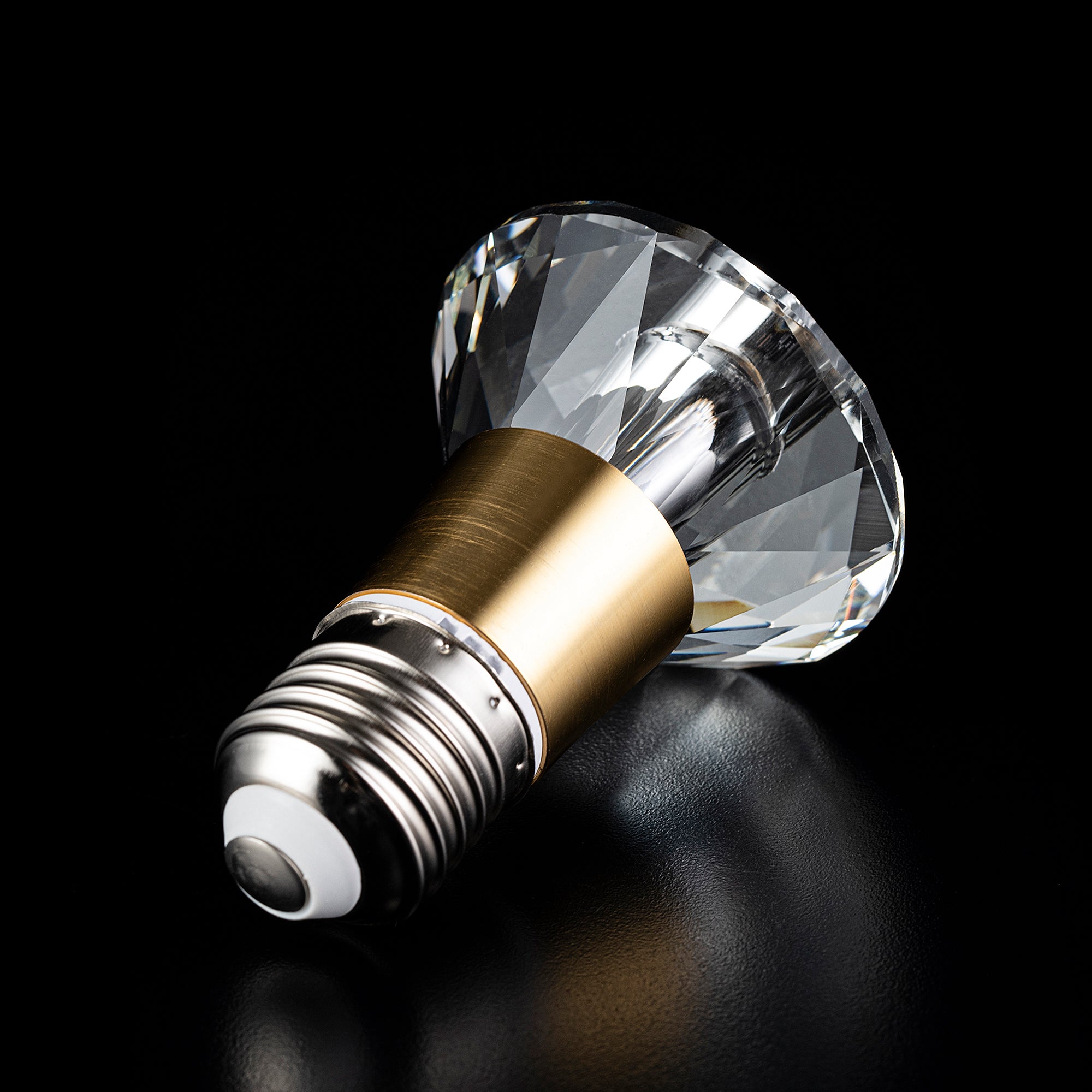 Round Diamond Crystal LED Light Bulb - Small Size, Energy Efficient, Warm White Light - Perfect for Bedroom Lamps, Chandeliers & Home Decor Lighting