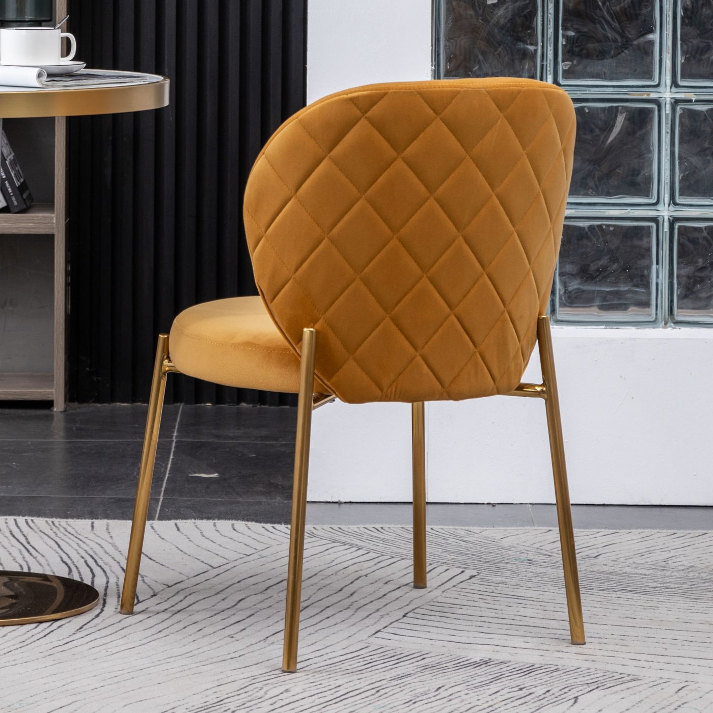 Roundhill Furniture Amoa Contemporary 5-Piece Dining Set - White Round Dining Table with 4 Chairs for Kitchen, Dining Room & Small Spaces | Modern Home Decor
