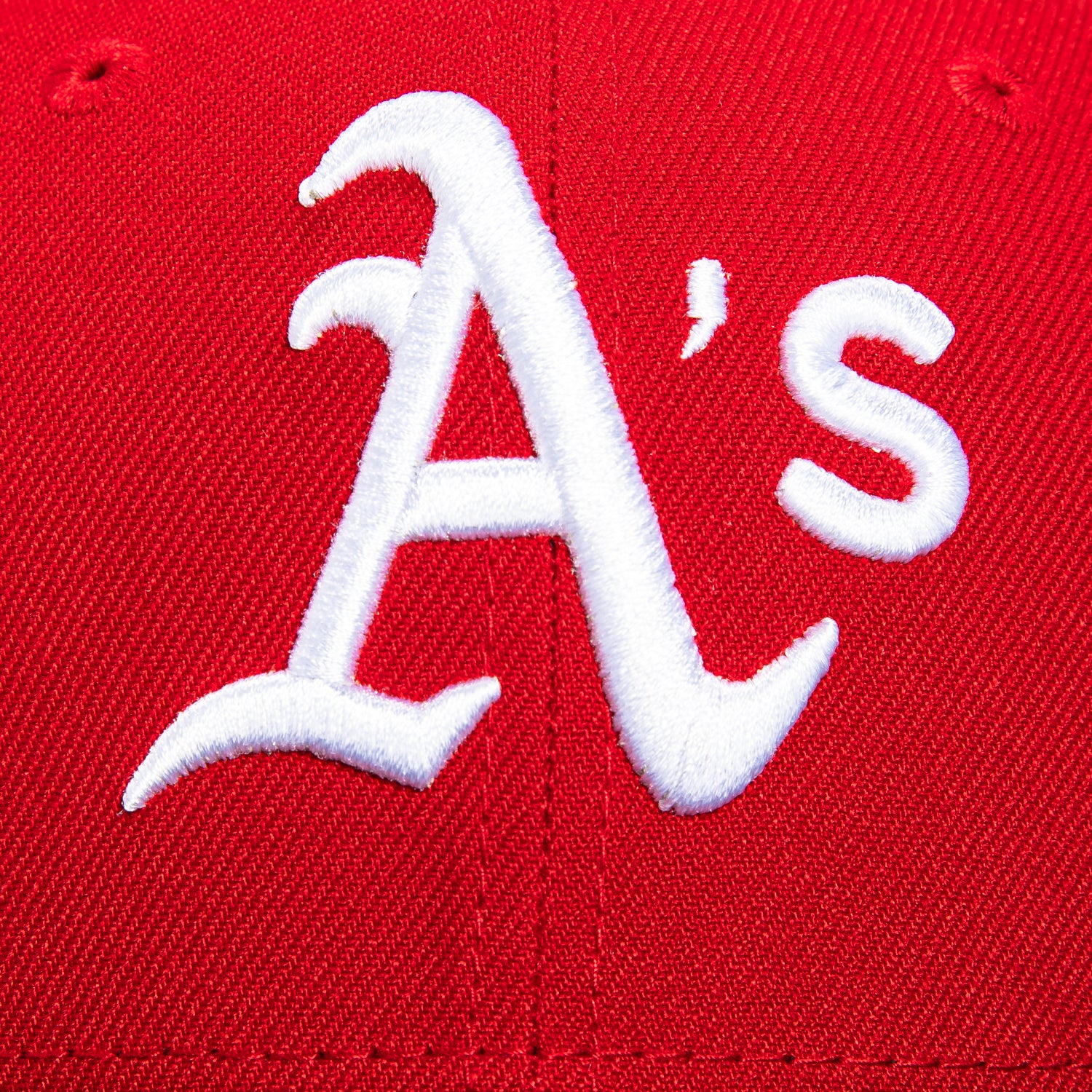 New Era 59Fifty Oakland Athletics Baseball Cap - Red, Black & White Adjustable Snapback Hat for Men & Women - Perfect for Baseball Games, Streetwear & Casual Outfits