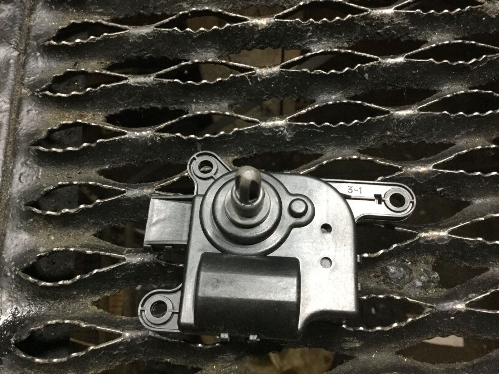 2006-2010 Hyundai Sonata AC Blend Door Actuator - OEM D12 42k Replacement Part - Fix Airflow Issues for Driver & Passenger Comfort