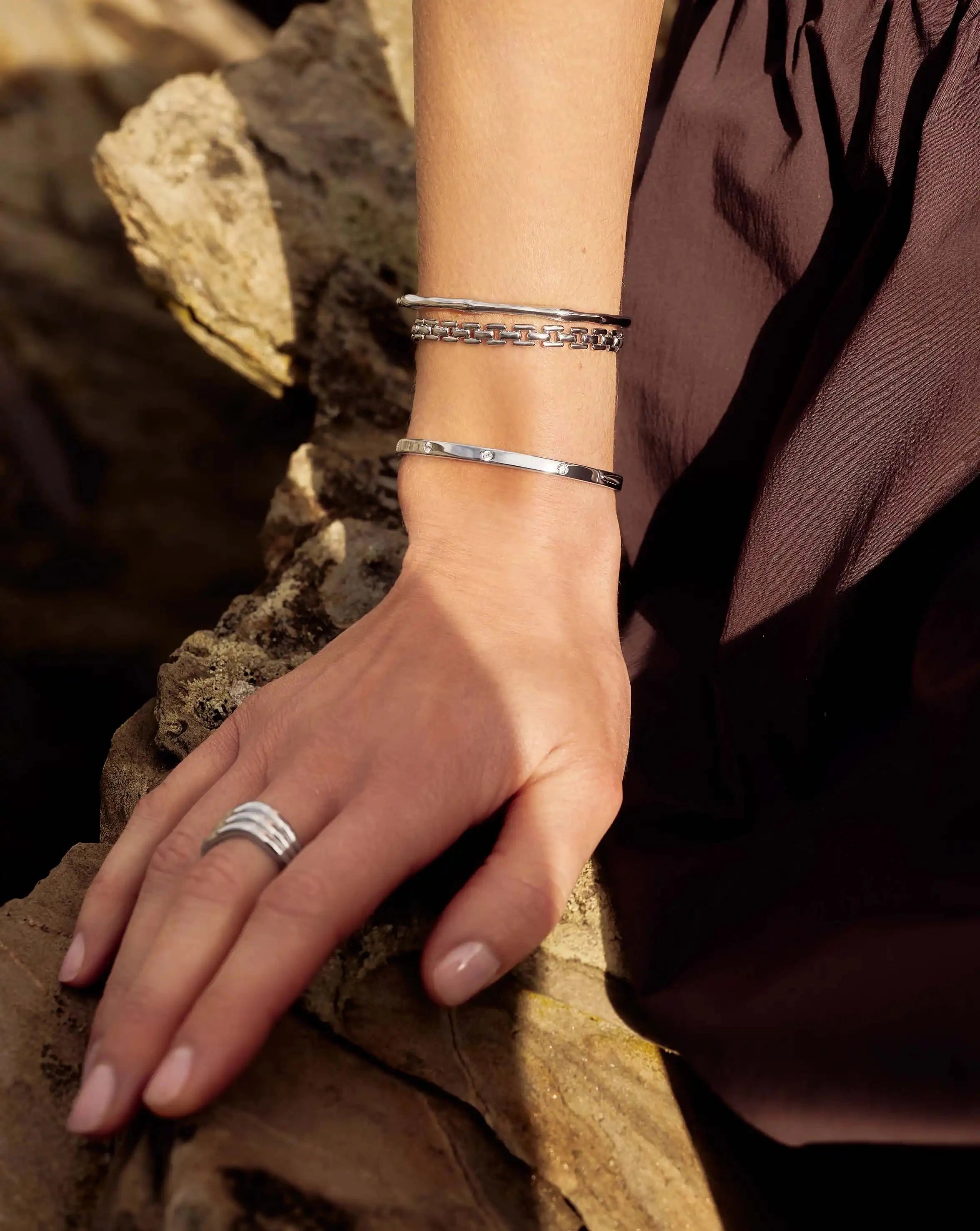Elegant Silver Plated Timepiece Link Chain Bracelet for Women - Perfect for Formal Events, Date Nights & Office Wear