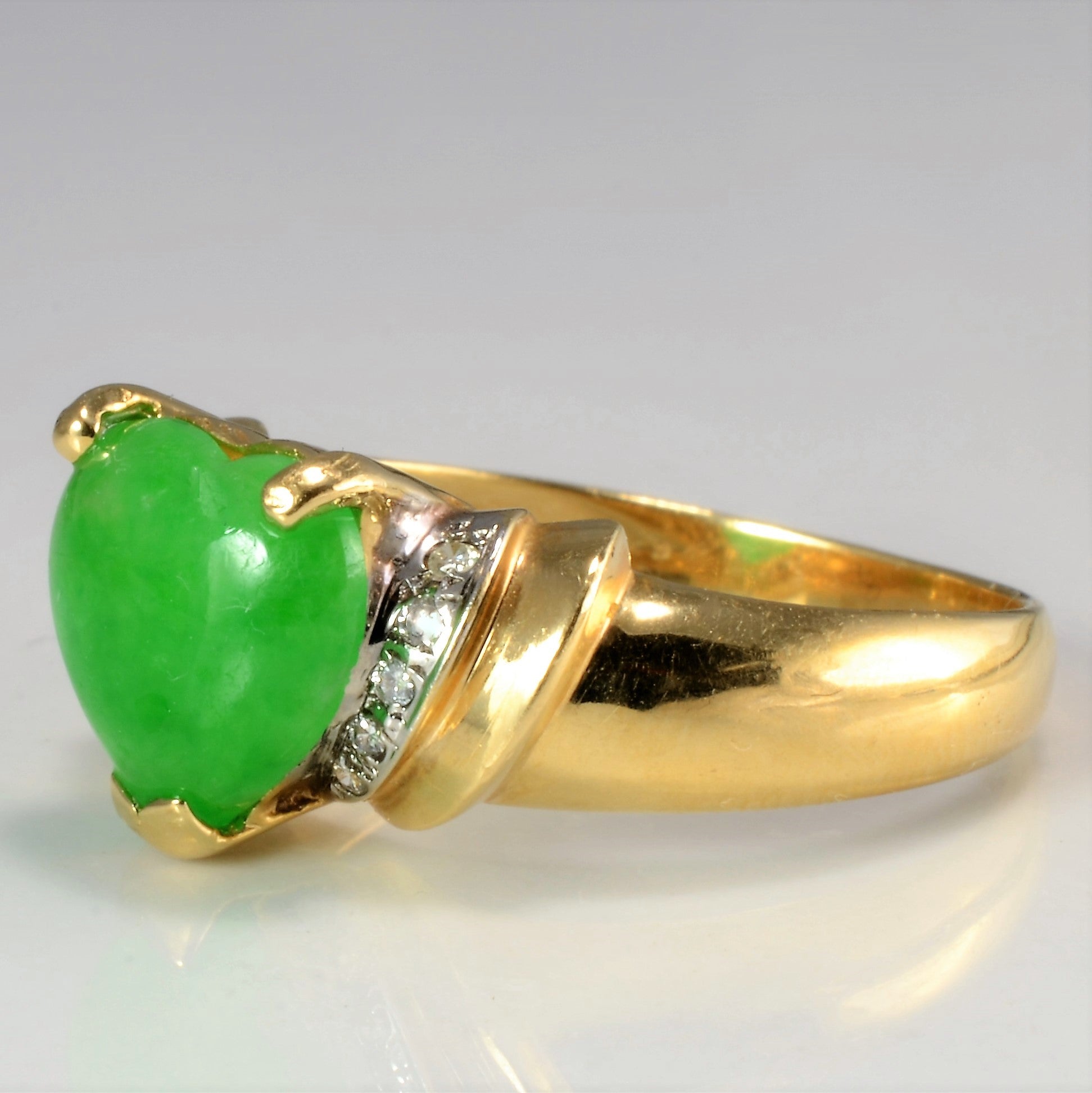 14K Yellow Gold Natural Jadeite Heart Ring - 1.5ct Genuine Jade with 0.05ctw Diamond Accents - Size 7.5 - Elegant Jewelry for Valentine's Day, Anniversary & Romantic Gifts