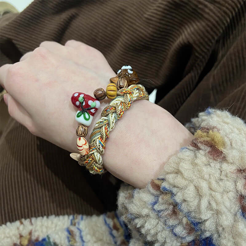 Gingerbread Snowman Charm Cute Woven Braided Christmas Bracelet | Holiday Gift for Women, Girls | Perfect for Christmas Parties, Festive Outfits & Winter Accessories