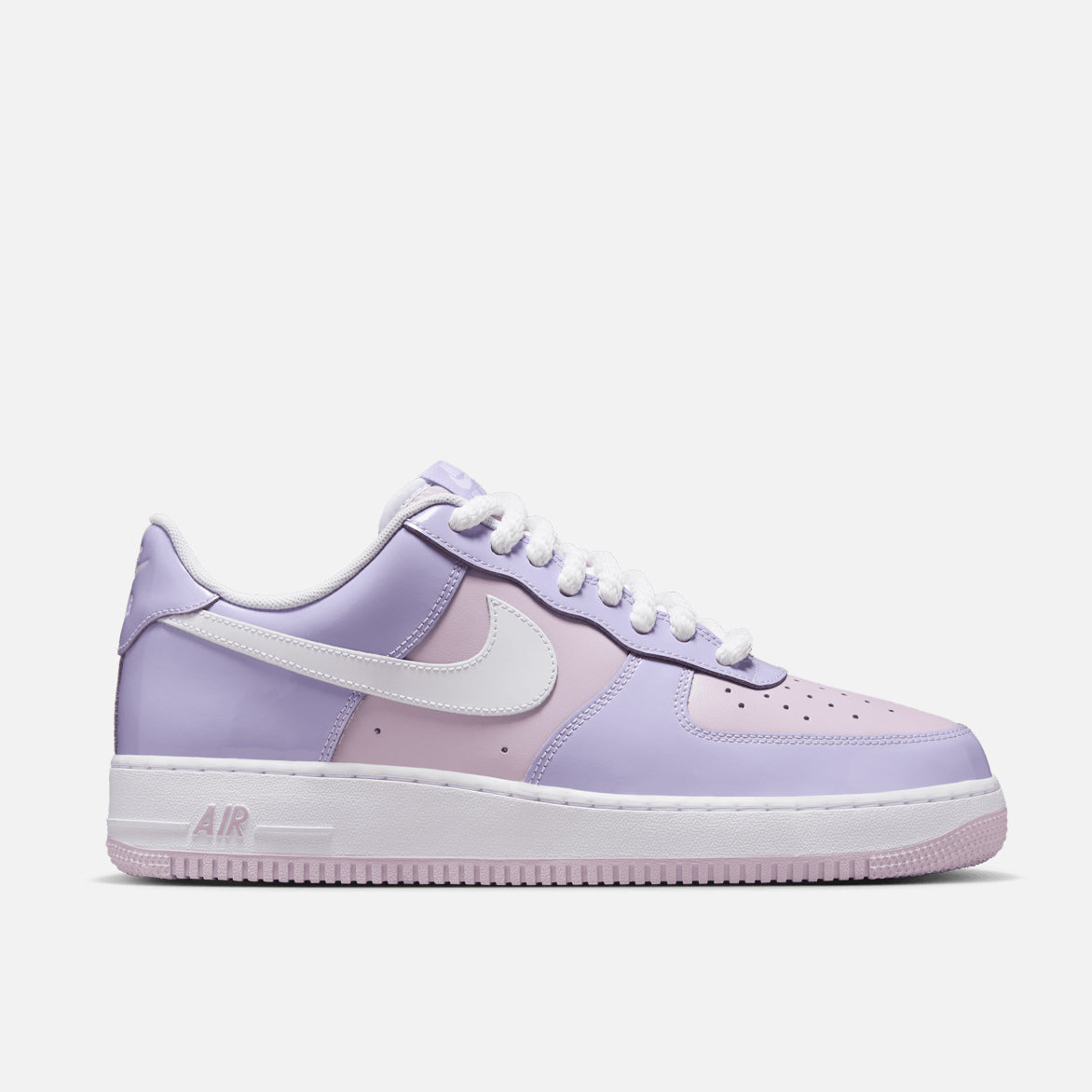 Nike Air Force 1 '07 LV8 Hydrangeas Women's Sneakers - Light Blue Floral Basketball Shoes for Casual Wear & Street Style Fashion