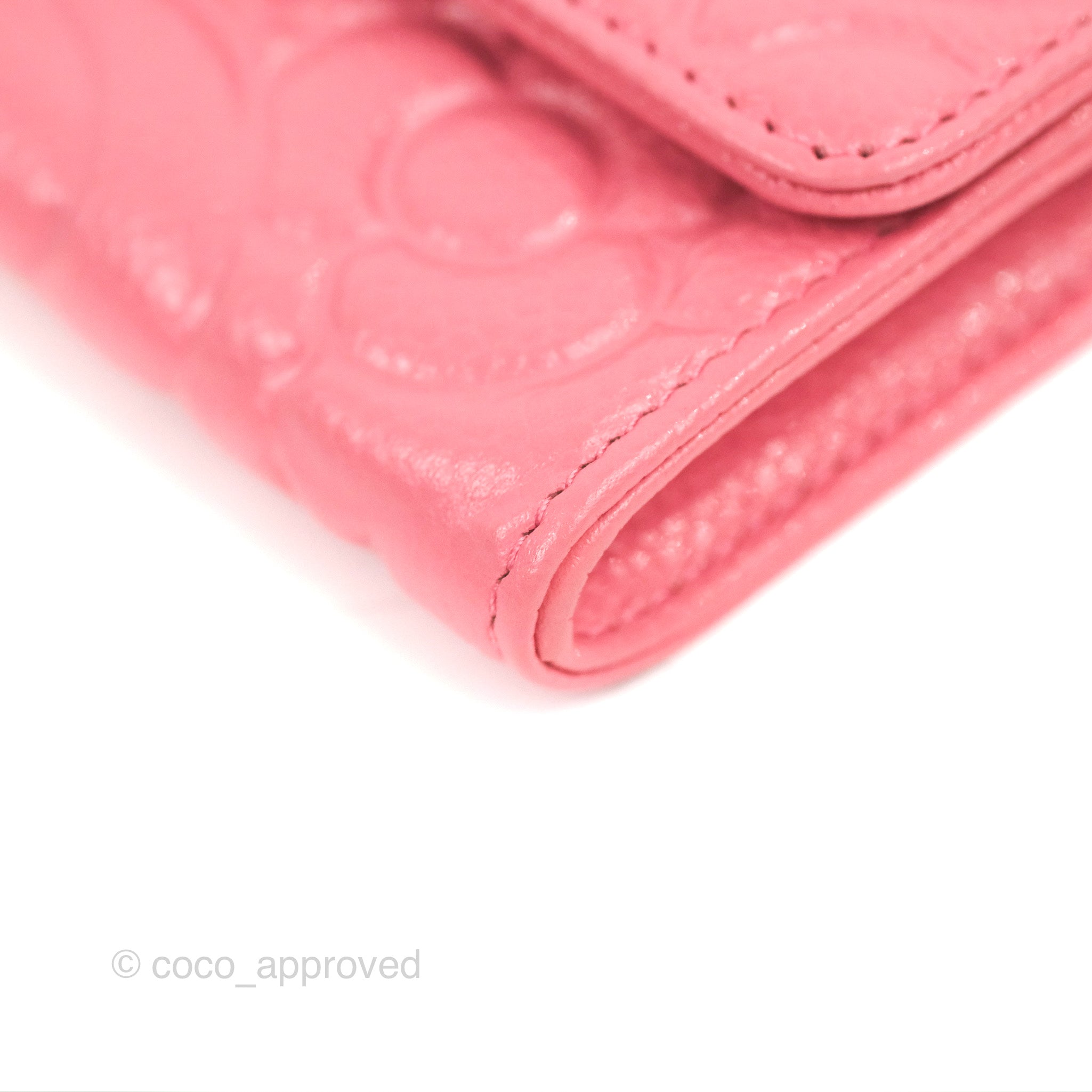 Chanel Camellia Pink Caviar Leather Card Holder with Gold Hardware - Luxury Compact Wallet for Everyday Use & Gift Giving