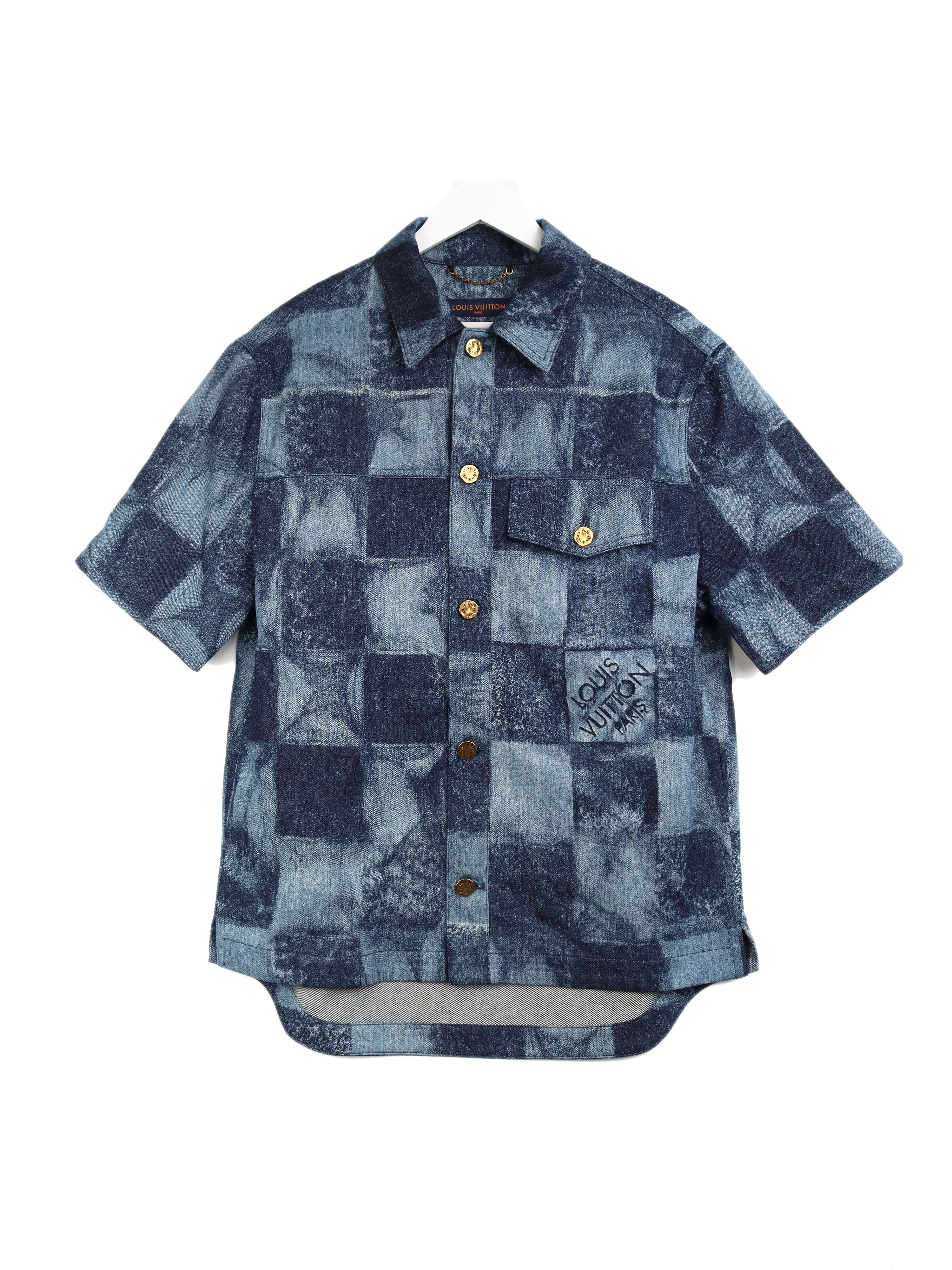 Louis Vuitton Damier Salt Print Short Sleeve Shirt for Men - Stylish Casual Summer Top for Travel, Beach & Outdoor Activities