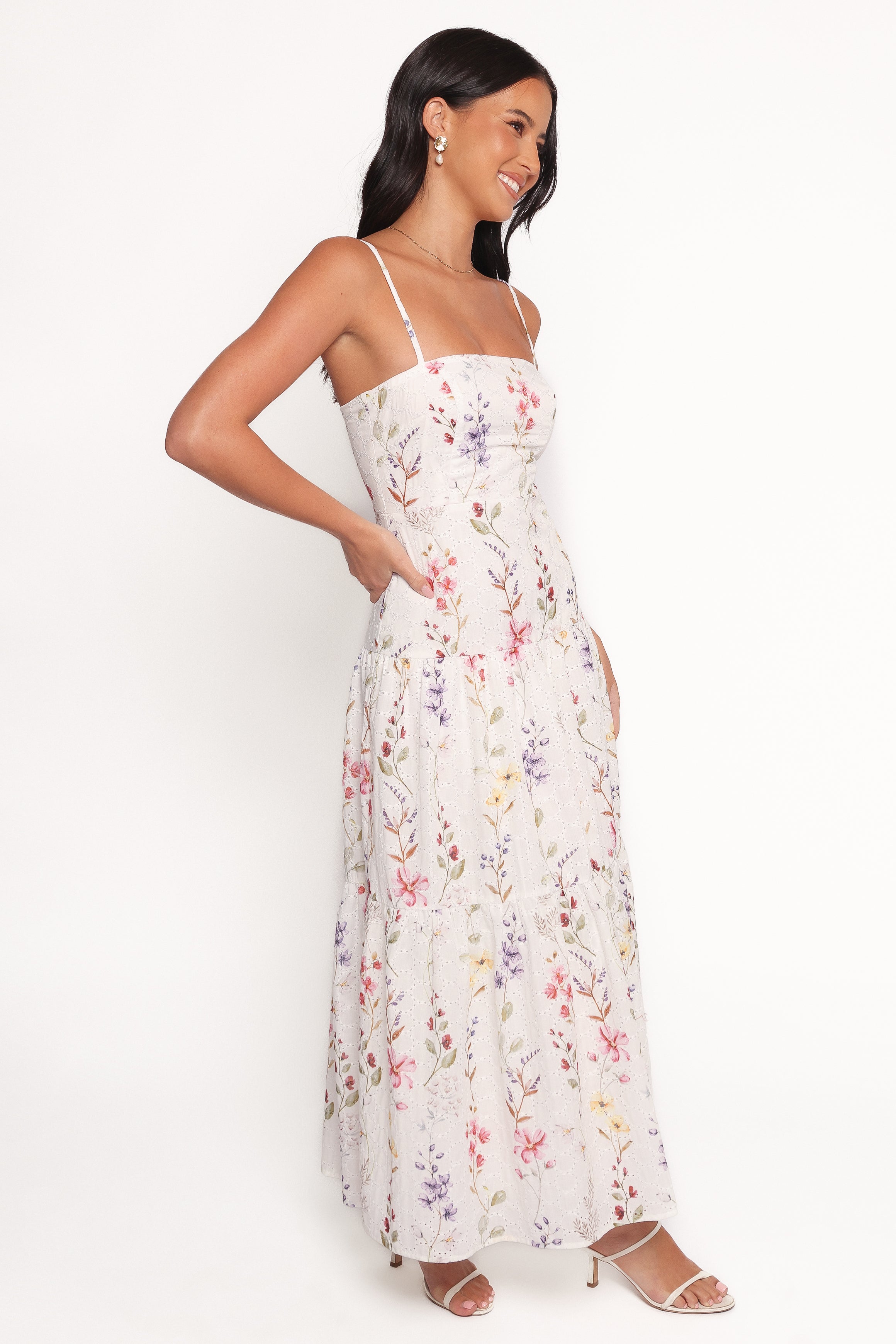 Edith Maxi Dress - Floral Print Long Summer Dress for Women, Boho Chic Beach Wedding Guest Dress, Perfect for Vacations & Outdoor Events