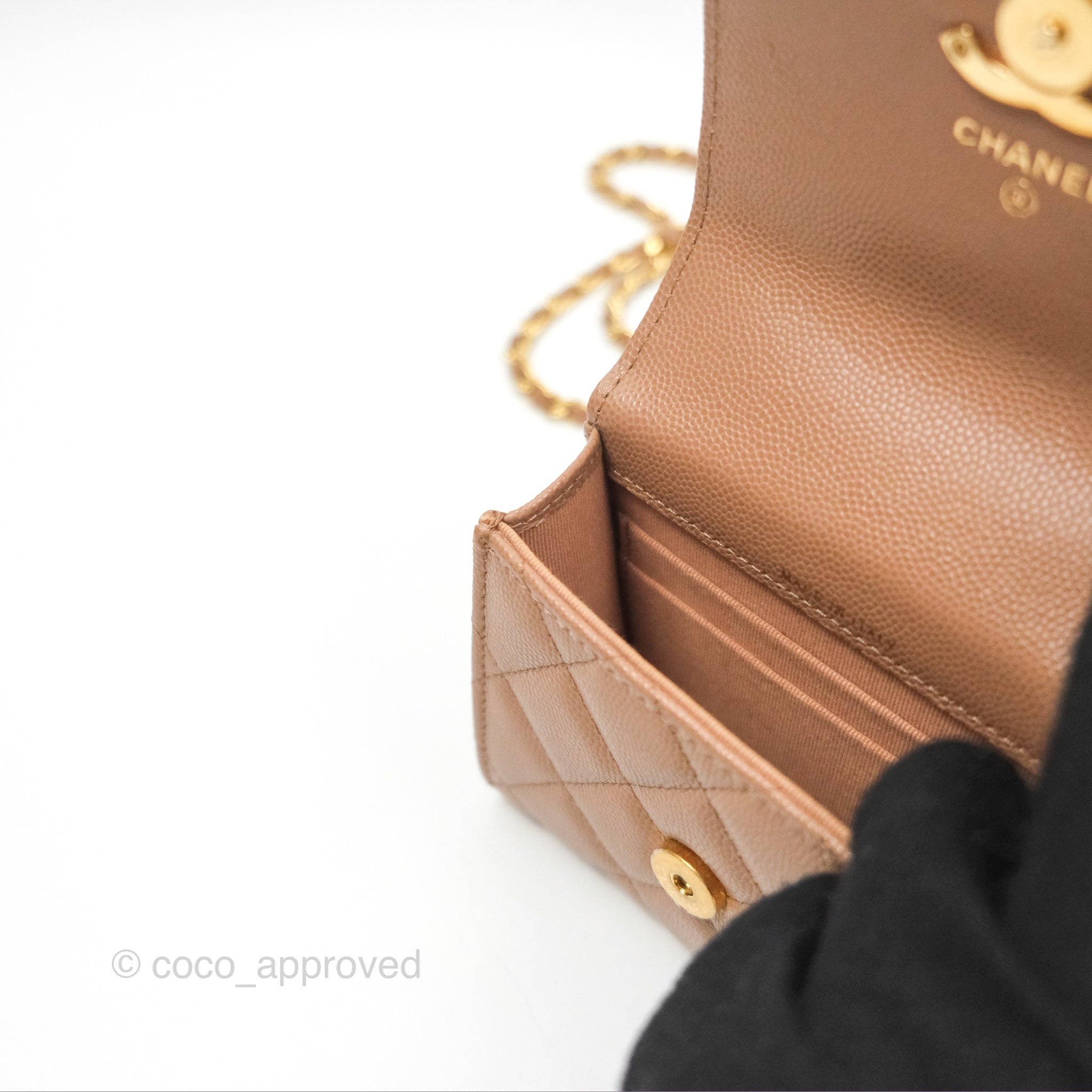 Chanel CC Chain Clutch Bag in Beige Caviar Leather with Gold Hardware - Perfect for Evening Parties & Luxury Events