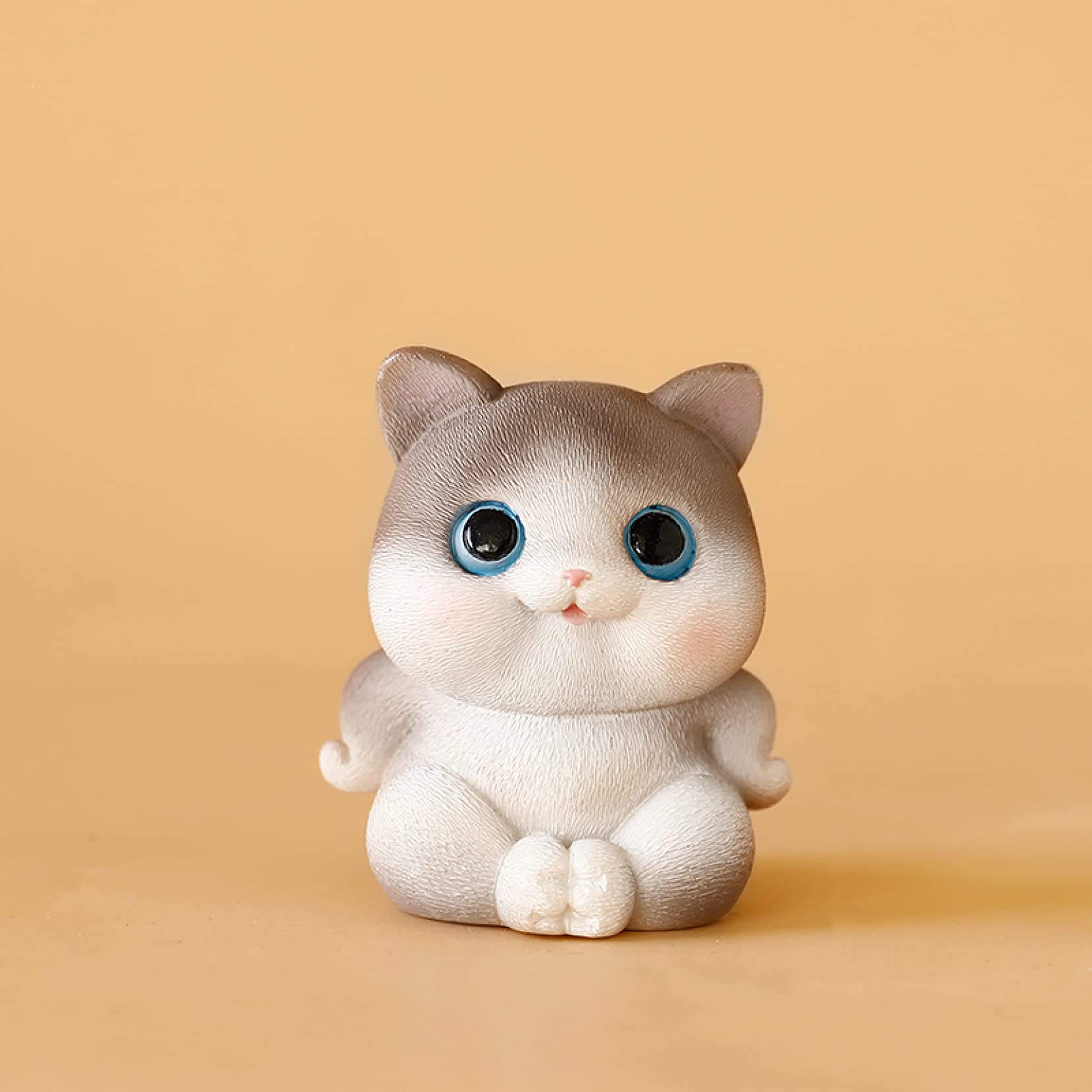 Stylish Resin Cat Figurine - Handcrafted Home Decor Statue for Bedroom, Living Room & Office | Perfect Gift for Cat Lovers & Elegant Interior Decoration