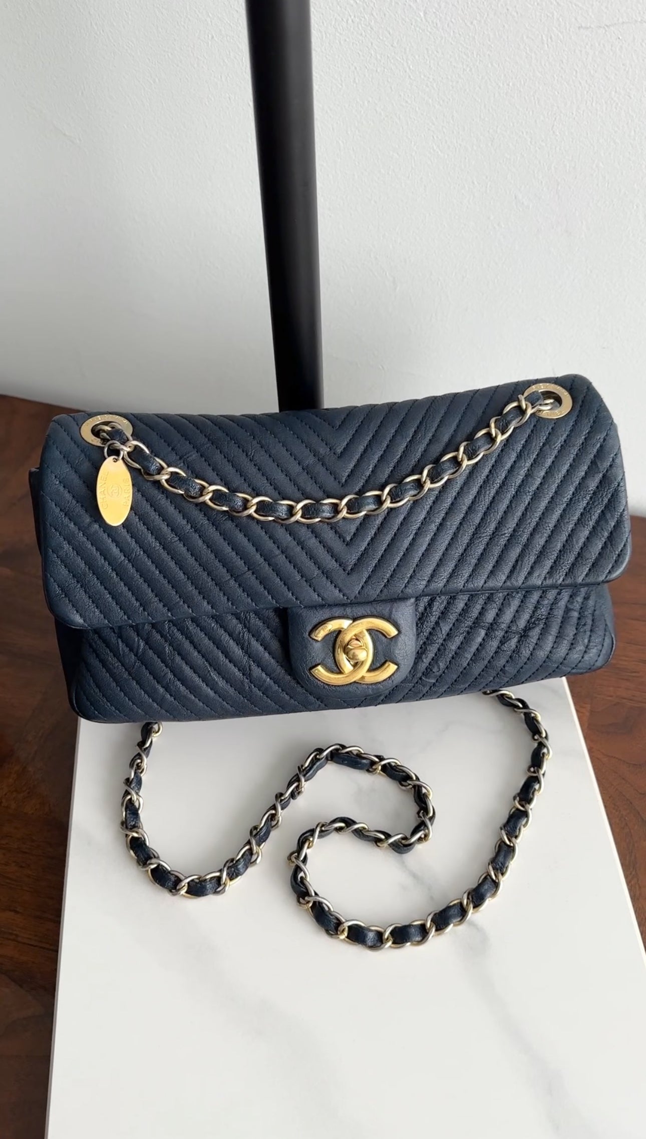 Chanel Chevron Quilted Small Flap Bag in Navy Blue - Luxury Crossbody Purse for Women, Perfect for Date Night & Evening Events
