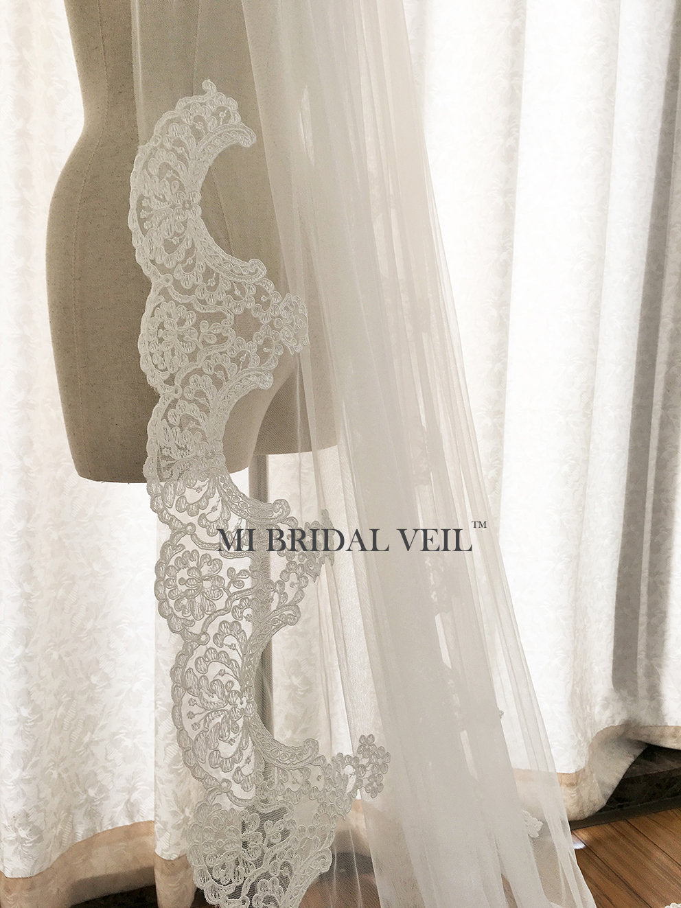 Elegant Cathedral Wedding Veil with Edwardian Inspired Lace - Perfect for Bridal Ceremonies & Formal Weddings