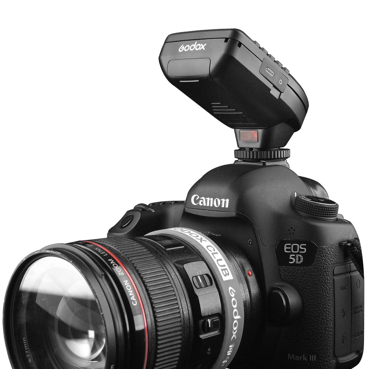 Godox XPro Wireless Flash Trigger for FUJI Cameras – Perfect for Studio Photography & Outdoor Shooting