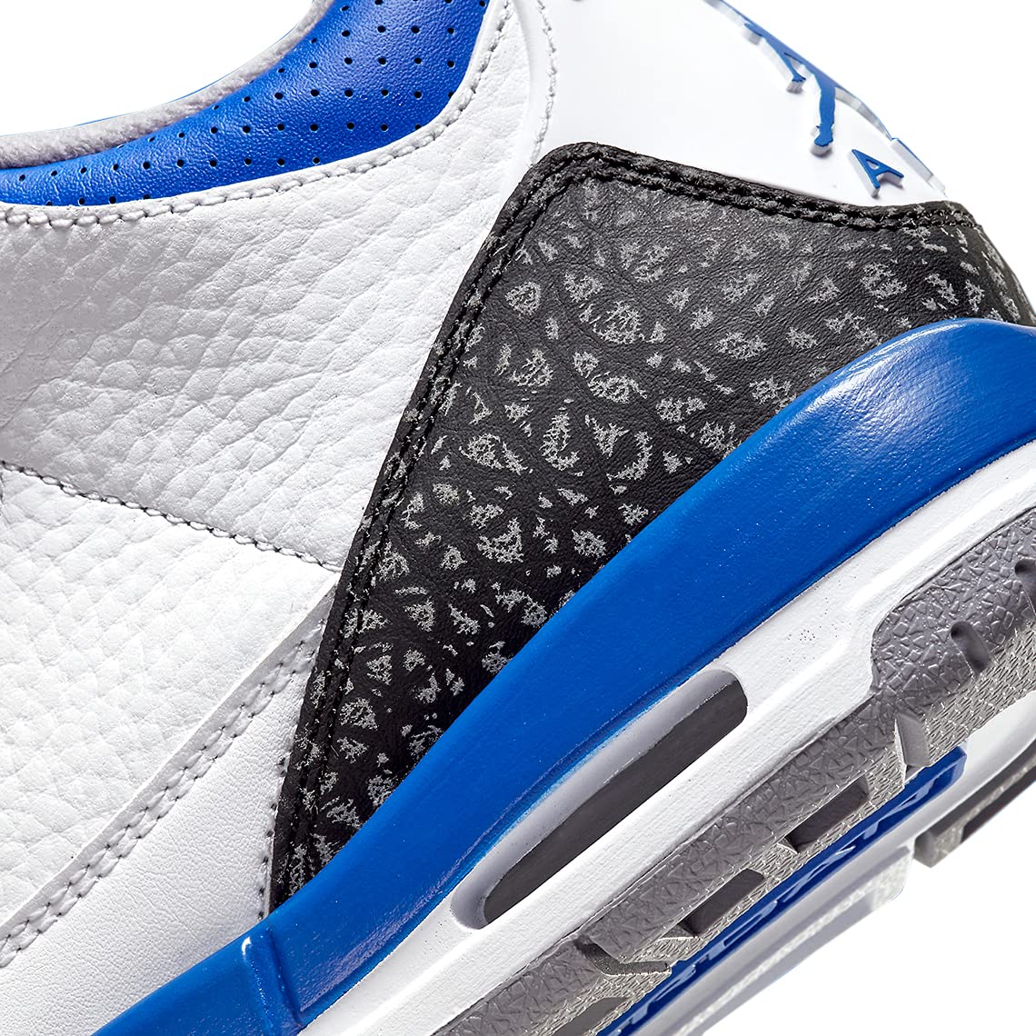 Nike Men's Air Jordan 3 Retro Grade School Basketball Shoes - Comfortable Sneakers for Kids & Teens - Perfect for School, Sports, and Casual Wear