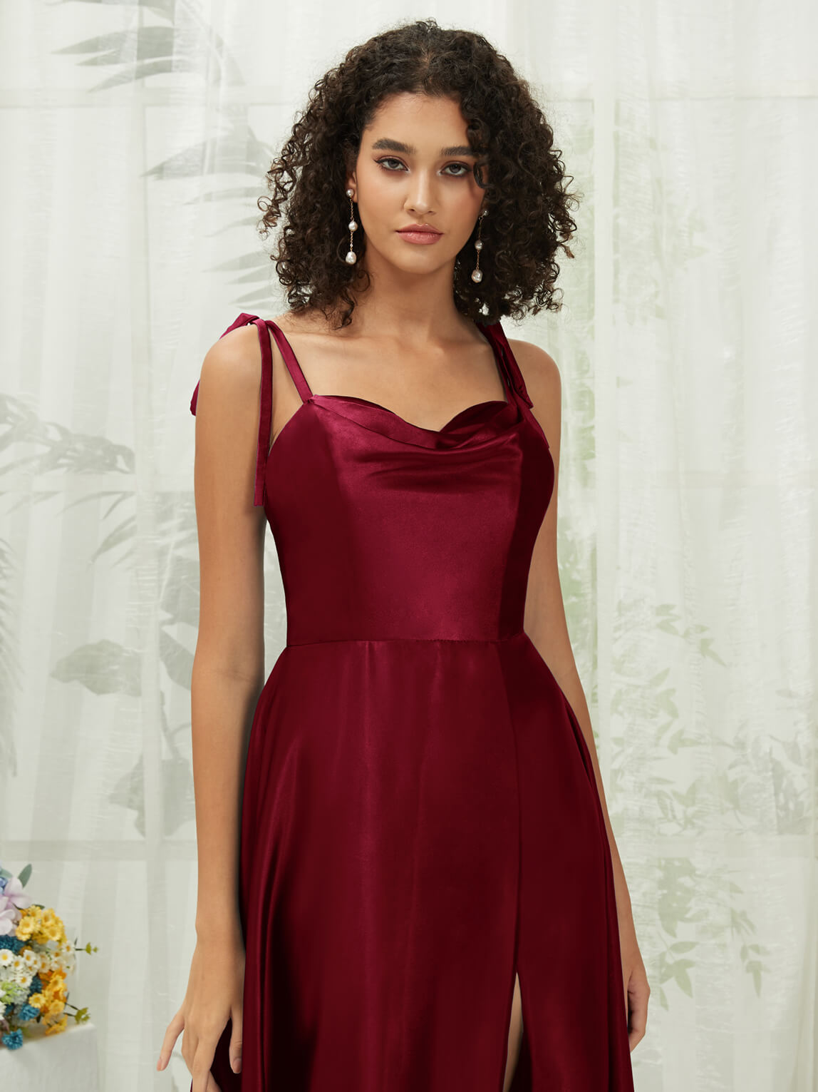 Elegant Burgundy Satin Sweetheart Neckline Formal Gown with Adjustable Straps & Hidden Pockets - Perfect for Prom, Evening Parties & Special Occasions