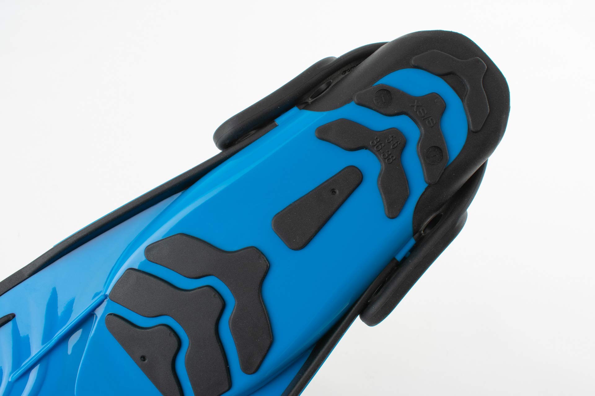 SEAC Vela OH Snorkeling Fins - Adjustable Strap Swim Fins for Snorkeling, Diving & Pool Swimming - Lightweight Comfortable Swim Fins for Adults & Kids - Perfect for Beach, Ocean & Water Sports