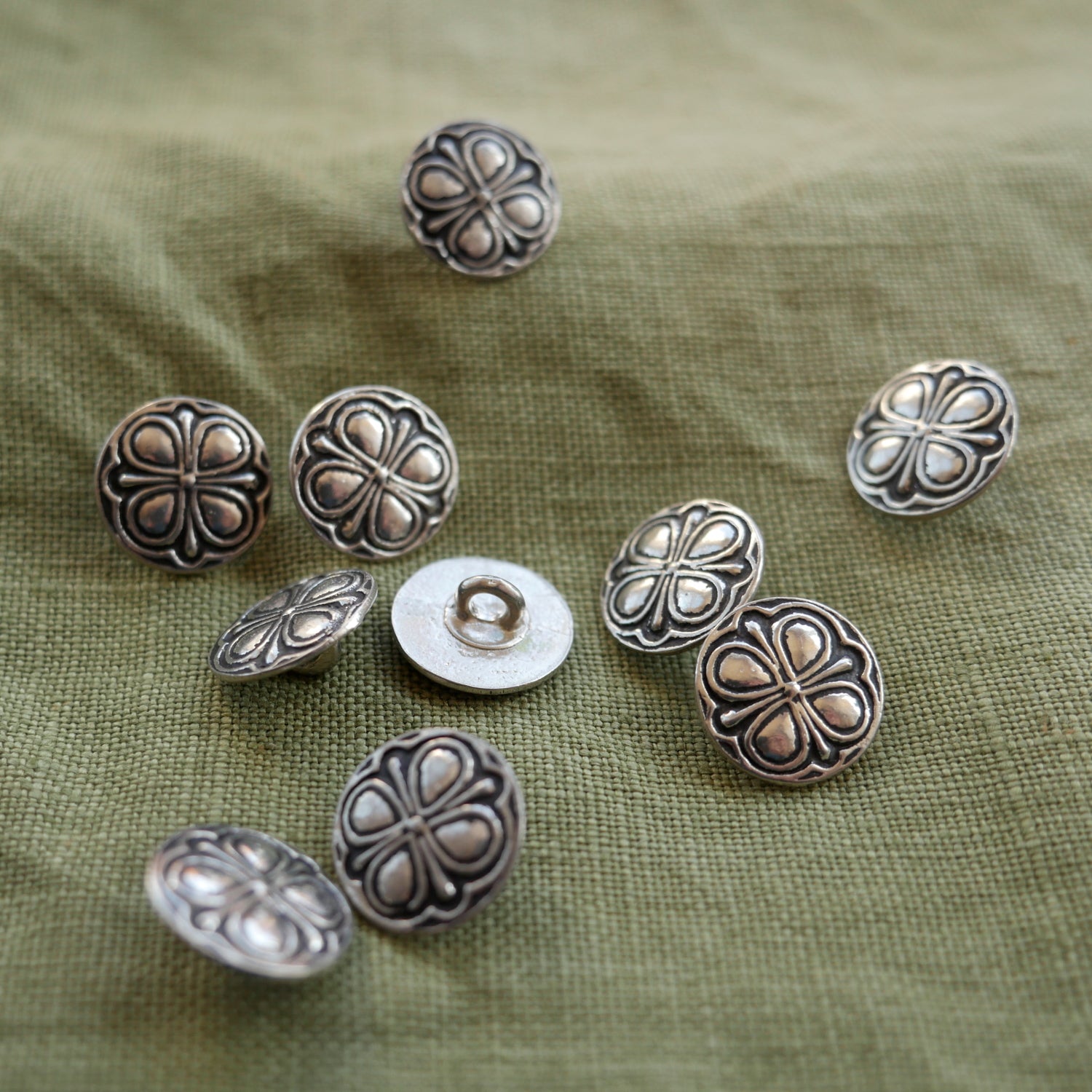 Clover Buttons - Premium Quality Decorative Buttons for Sewing, Crafts, and DIY Projects | Perfect for Clothing, Accessories, and Home Decor