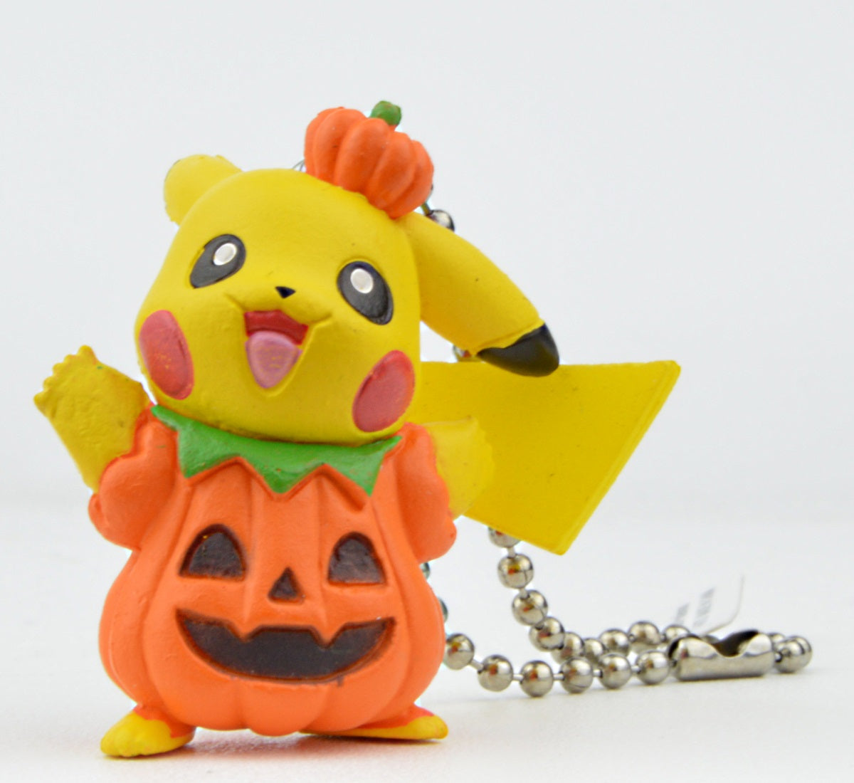 Pokemon Pikachu Halloween Keychain - Cute Mascot Figure for Cosplay, Party Favors & Bag Decor | Perfect for Halloween Costumes, Anime Collectors & Gift Giving