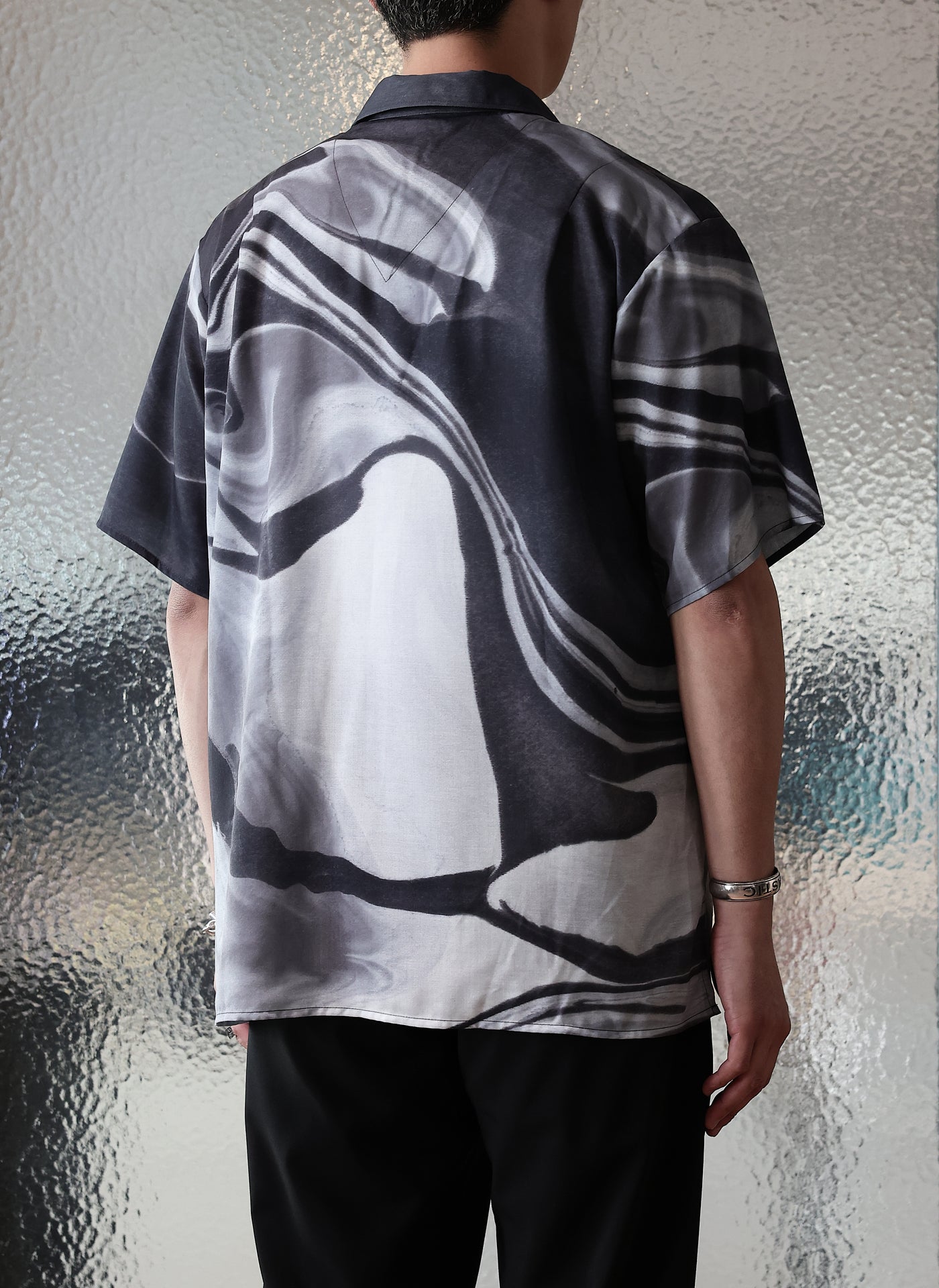 Stylish Polyester Marble Print Short Sleeve Shirt for Men - Trendy Casual Button Down Top for Summer Outfits, Office Wear & Date Nights