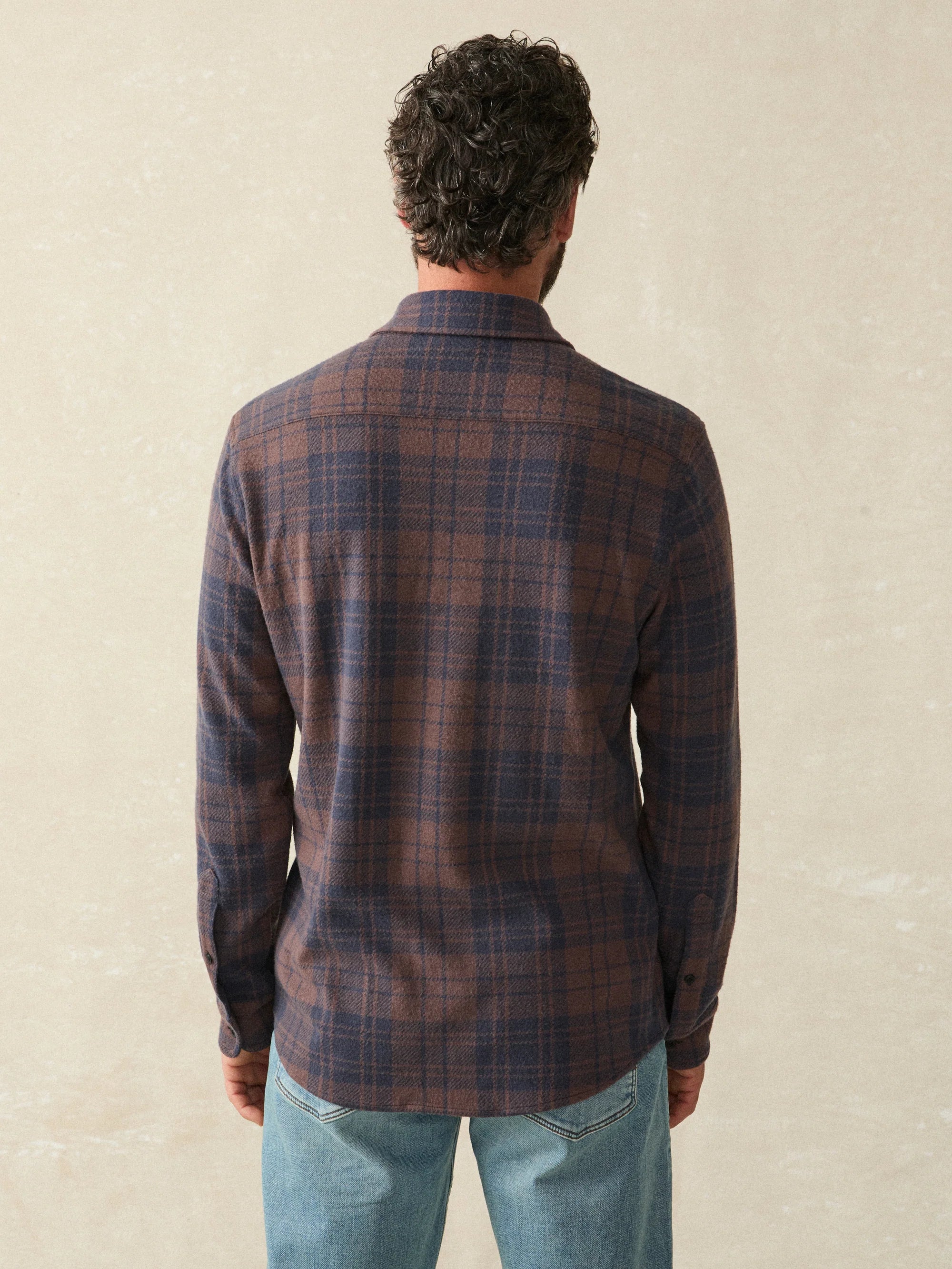 FAHERTY Men's Long Sleeve Double Pocket Sport Shirt - Casual Button Down Shirt for Golf, Work & Outdoor Activities
