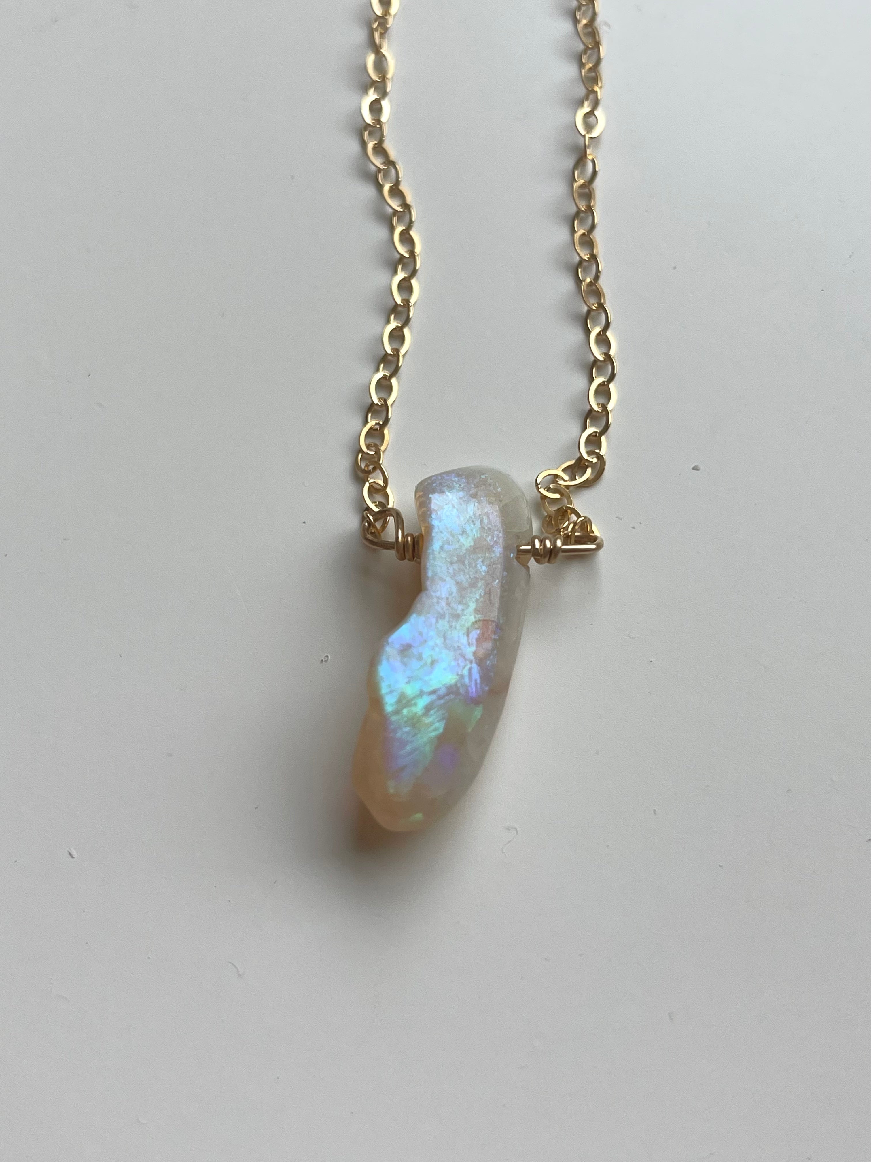 Natural Australian Opal Pendant Necklace - 16