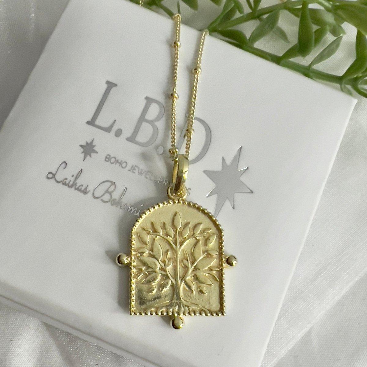 Laihas Premium Tree of Life Gold Necklace for Women - Elegant 18K Gold Pendant Necklace, Spiritual Jewelry Gift for Mom, Wife, Daughter - Perfect for Weddings, Anniversaries & Special Occasions