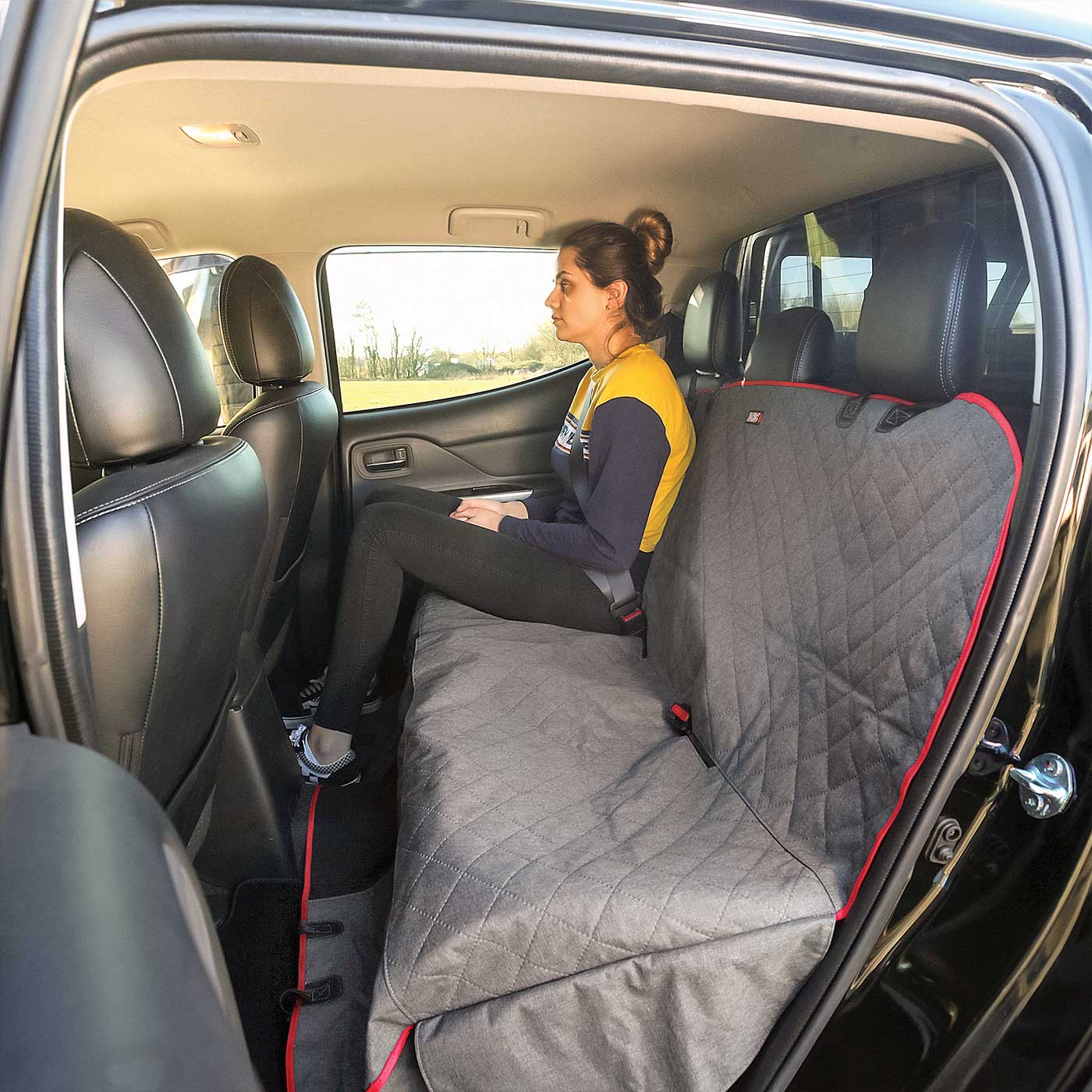 Durable KONG 2-in-1 Bench Seat Cover & Pet Hammock for Cars - Waterproof Dog Car Seat Protector with Chew-Resistant Material - Perfect for Travel, Road Trips & Vet Visits