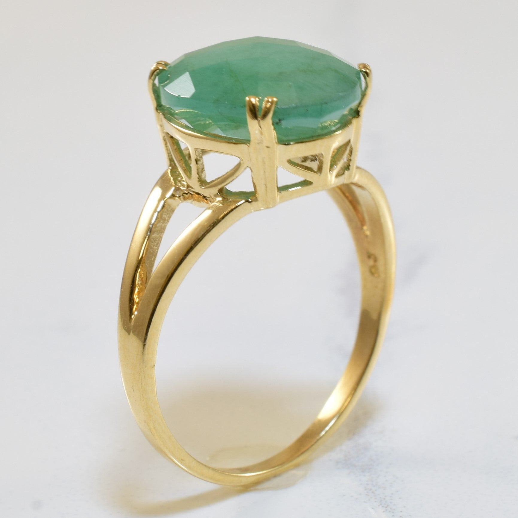 Emerald Solitaire Split Shank Ring - 4.25 Carat Natural Emerald Engagement Ring - Size 6.75 - Perfect for Wedding, Anniversary & Proposal Gifts