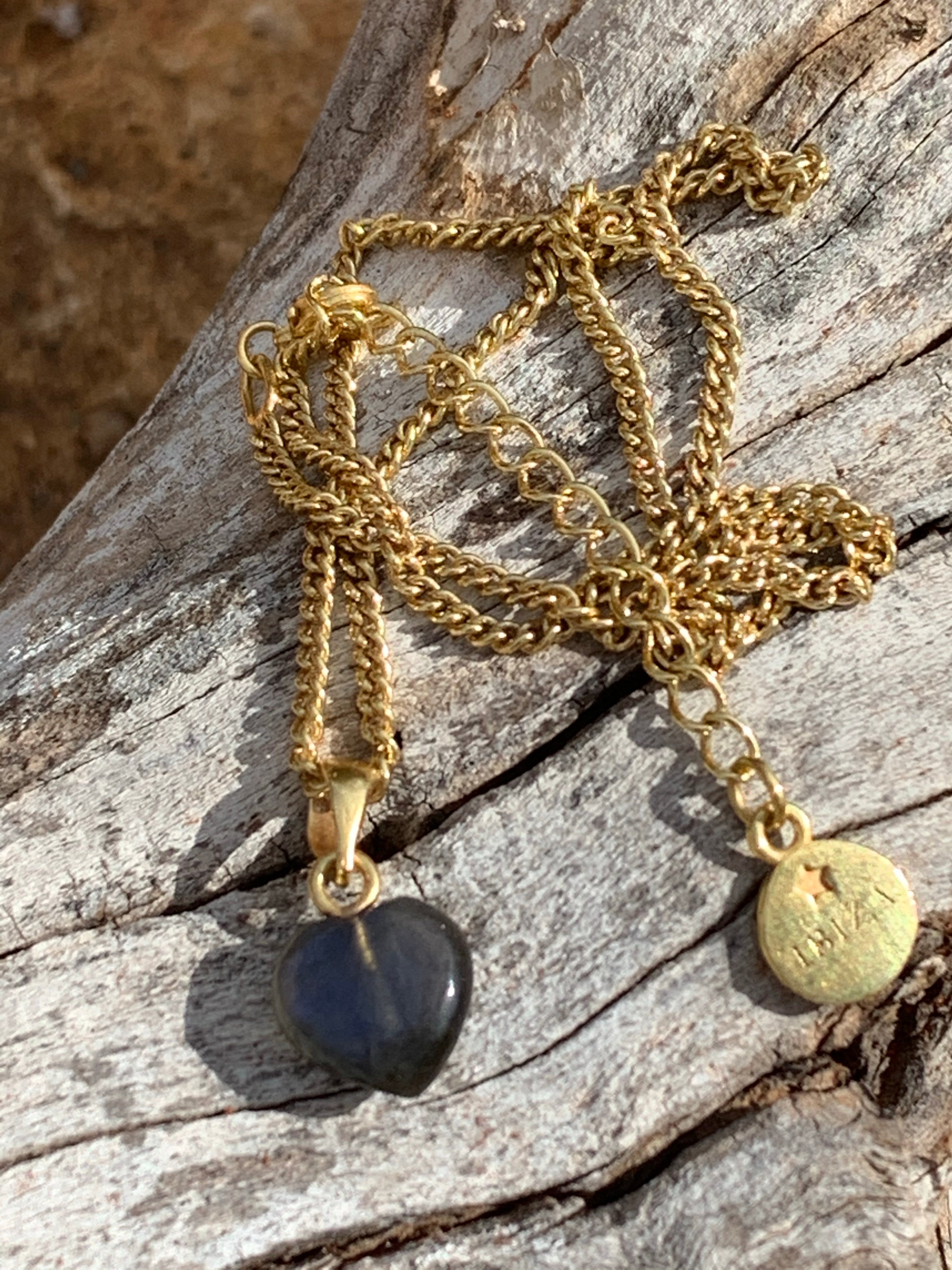 Heart-Shaped Gemstone Necklace in Gold - Elegant Jewelry for Women, Perfect for Valentine's Day, Anniversary & Romantic Gifts