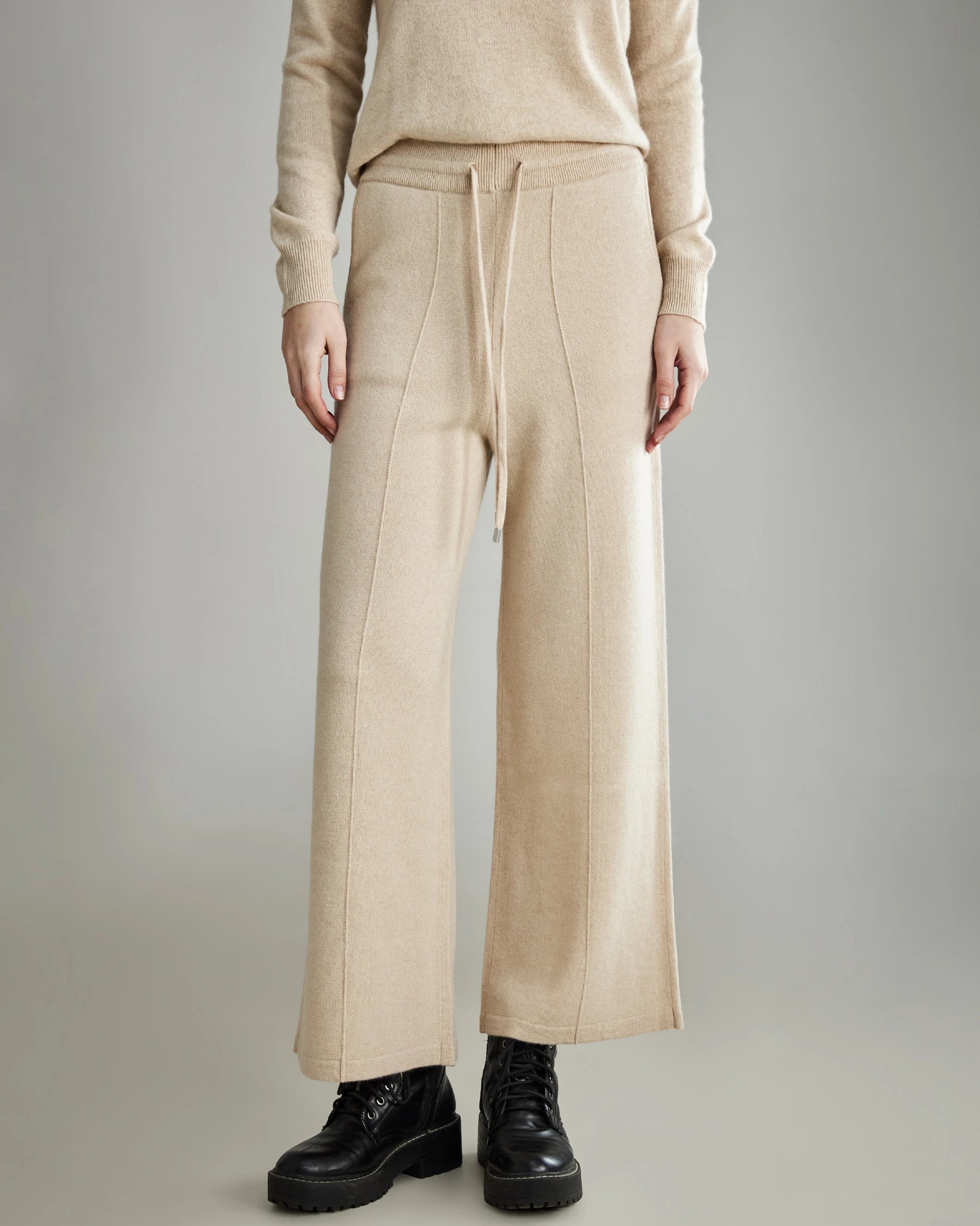 Luxury Women's Wide Leg Cashmere Pants - Soft & Warm Winter Trousers for Lounge, Office & Travel | Premium Comfort & Style
