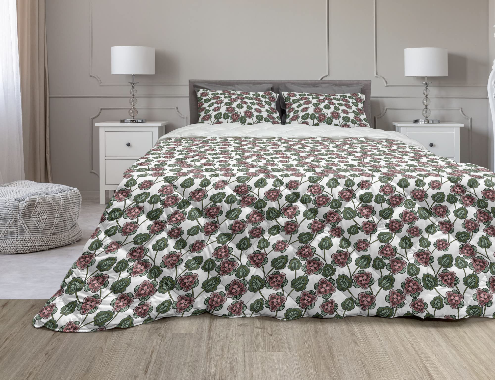 Ambesonne Floral King Size Comforter Set - 3 Piece Microfiber Duvet Cover with Sham, Detailed Blossom & Leaf Pattern in Jade Green & Pink - Soft Bedding for Master Bedroom, Guest Room & Cozy Home Decor